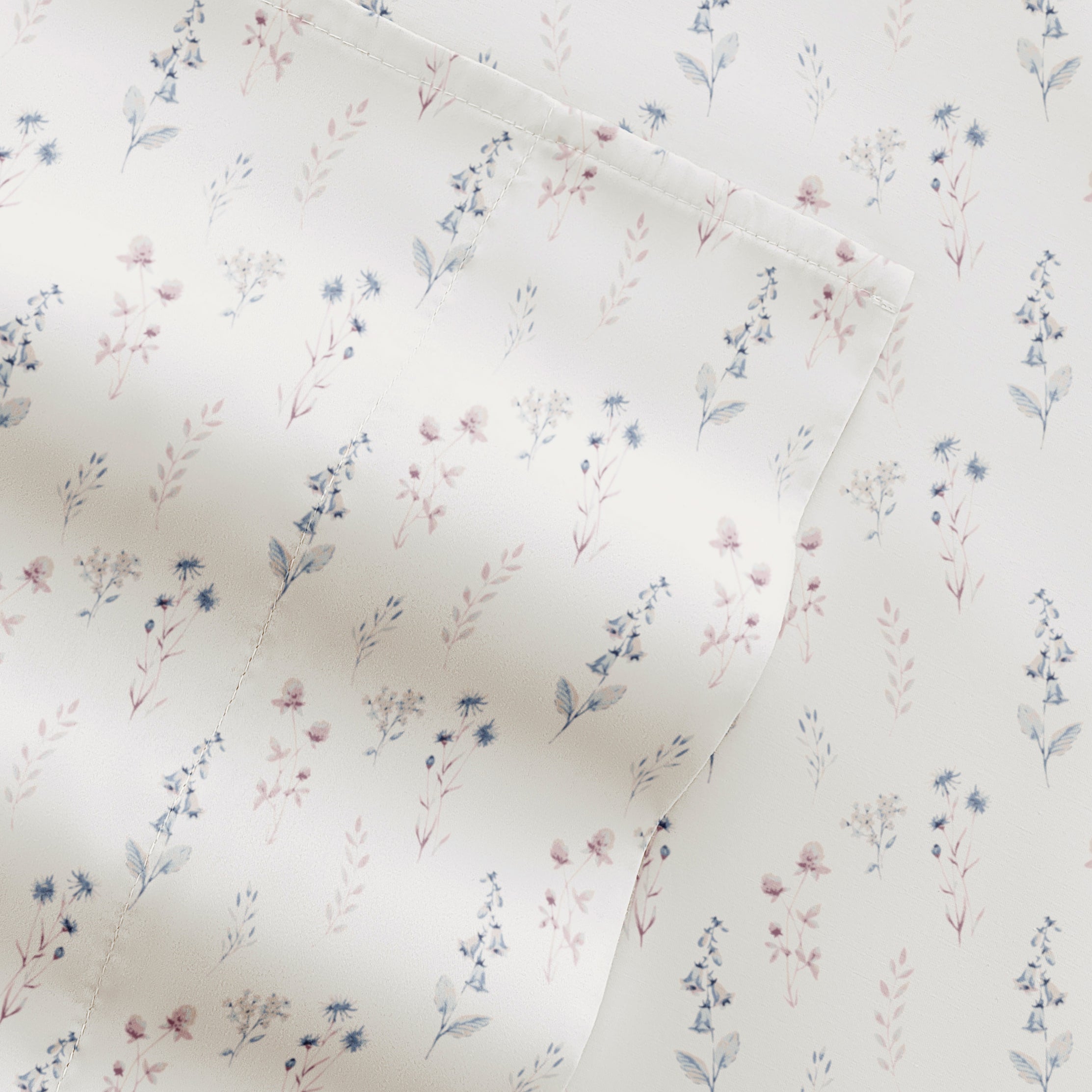 Painted Meadow 4-Piece Patterned Sheet Set