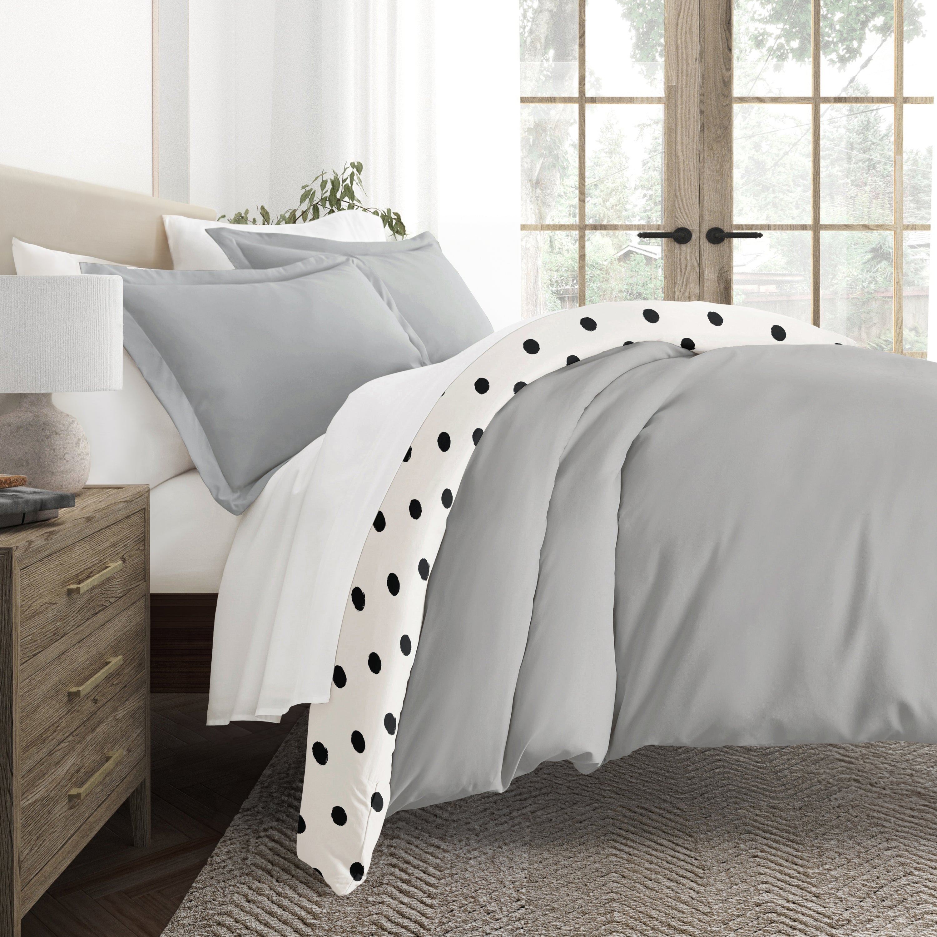 Painted Polkadot Patterned Reversible Duvet Cover Set