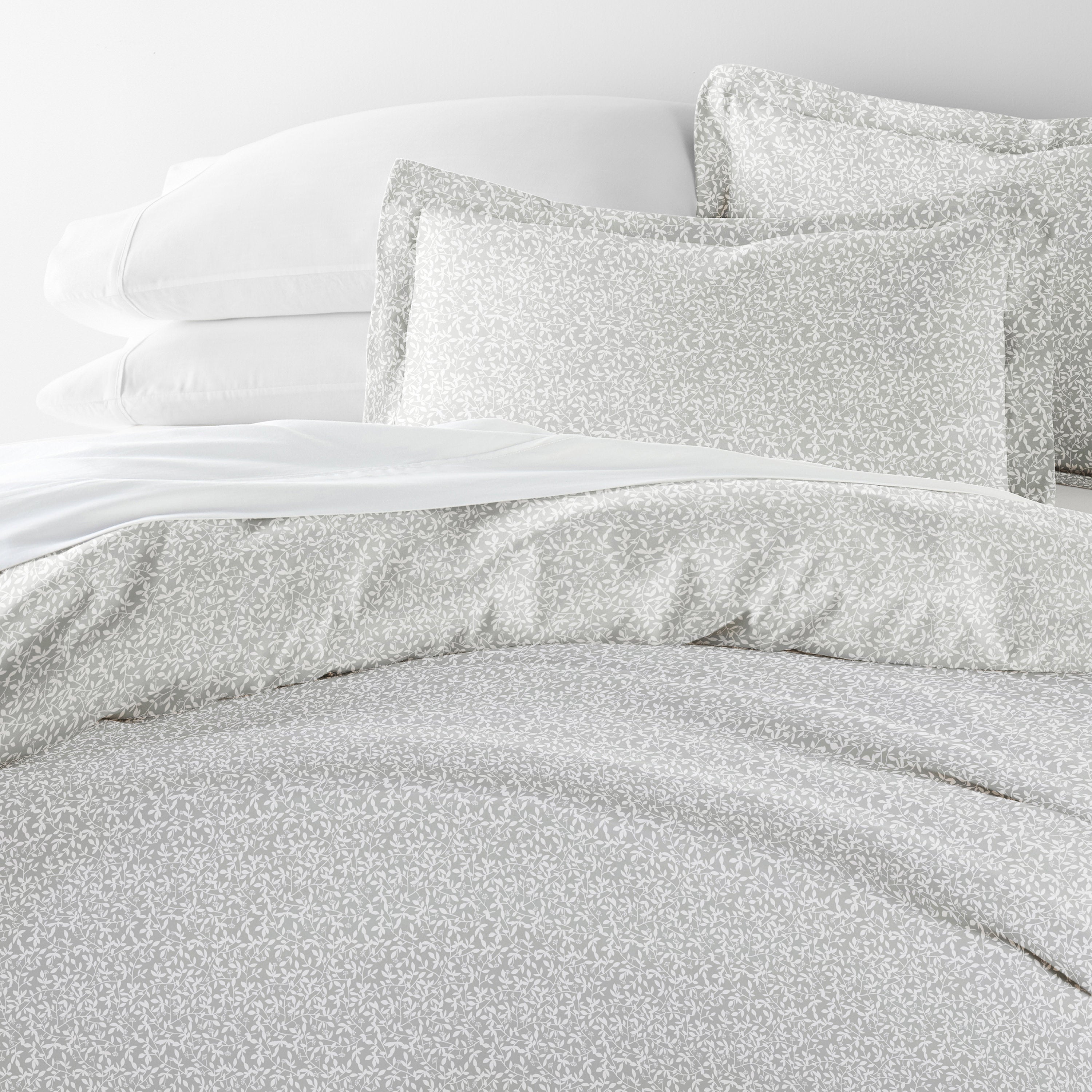 Vine Trellis Patterned Duvet Cover Set