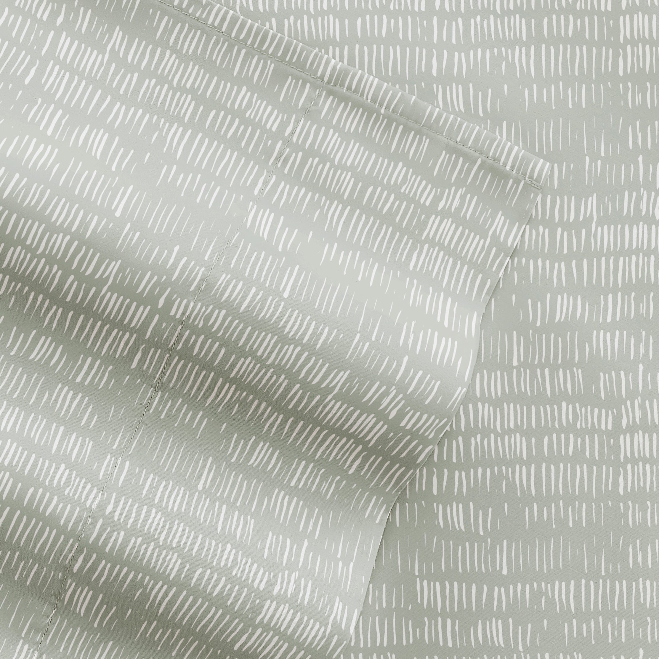 Dashed Lines 4-Piece Patterned Sheet Set
