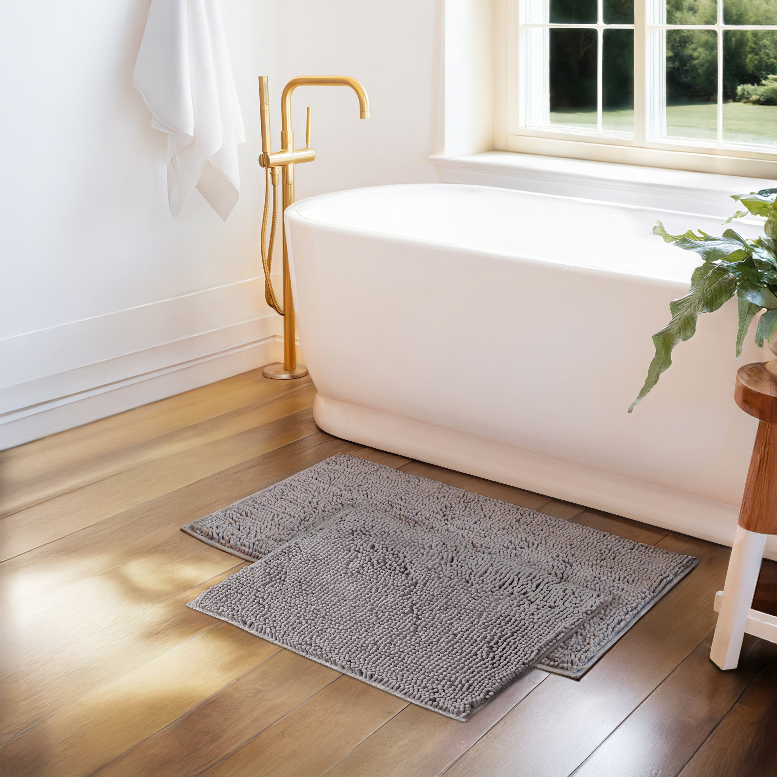 Ultra-Plush Bath Mat, Soft and Absorbent Chenille with Anti-Skid Rubber Backing
