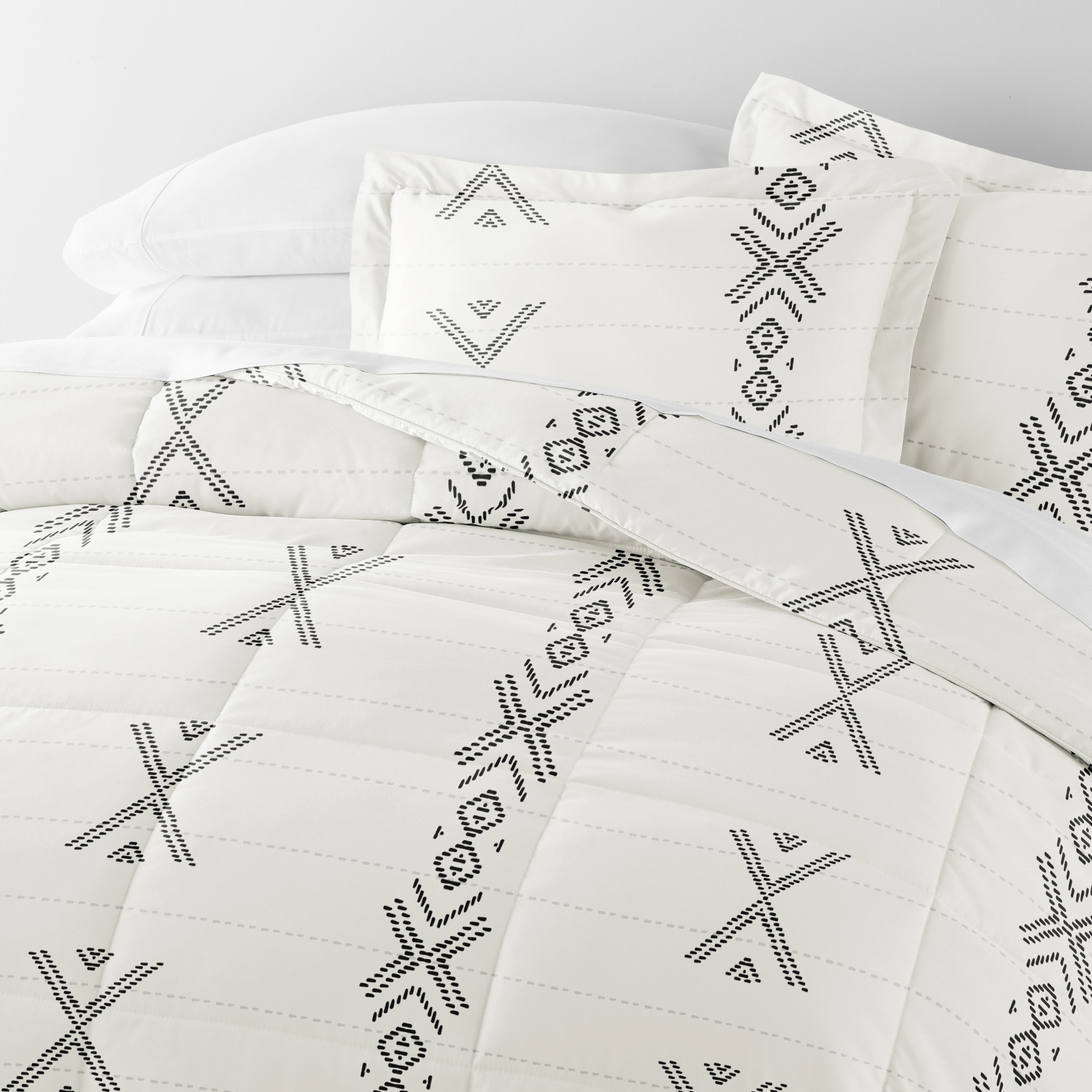 Urban Stitch Patterned Down-Alternative Comforter Set