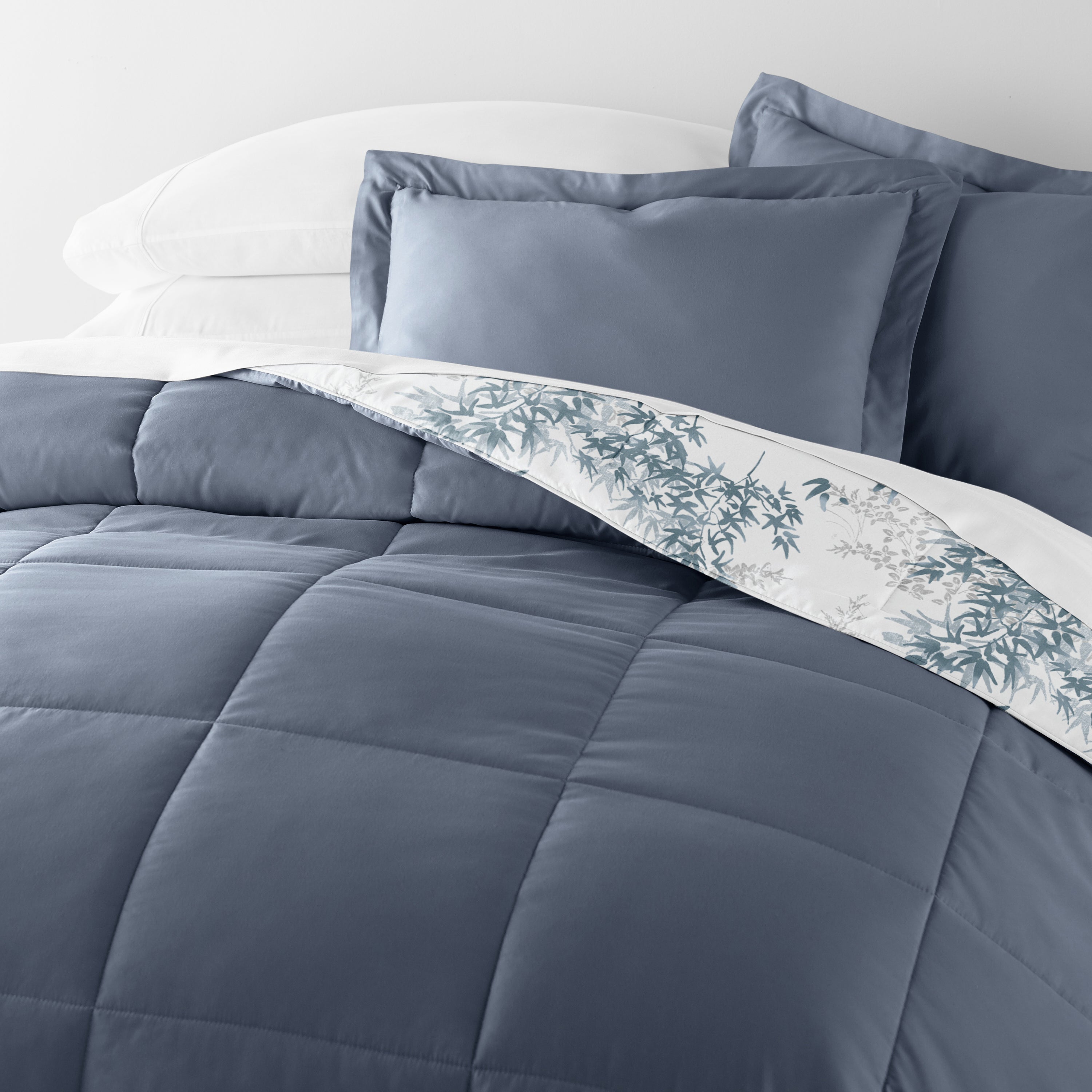 iEnjoy Home Down-Alternative Comforter