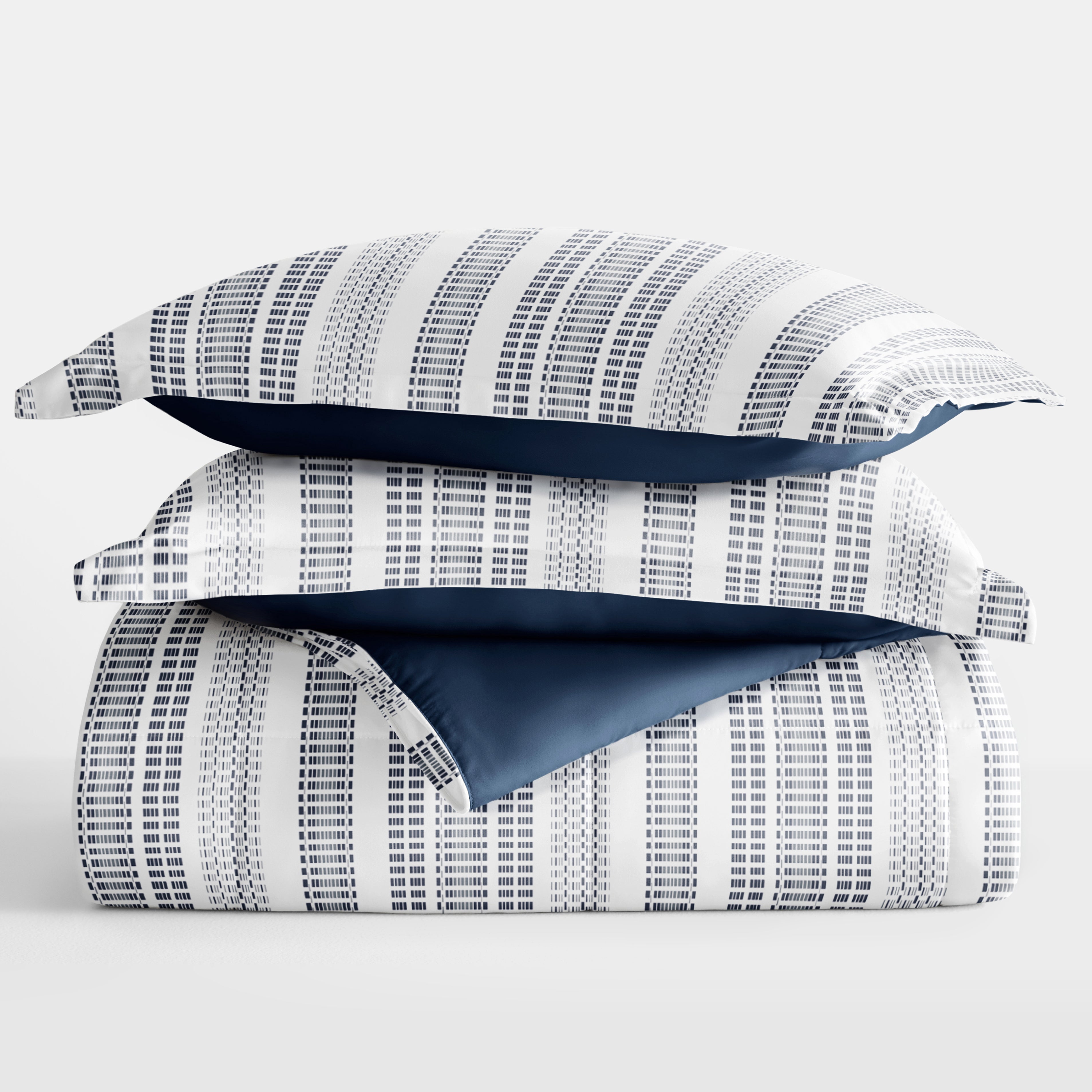 Farmhouse Dreams Reversible Patterned Down-Alternative Comforter Set