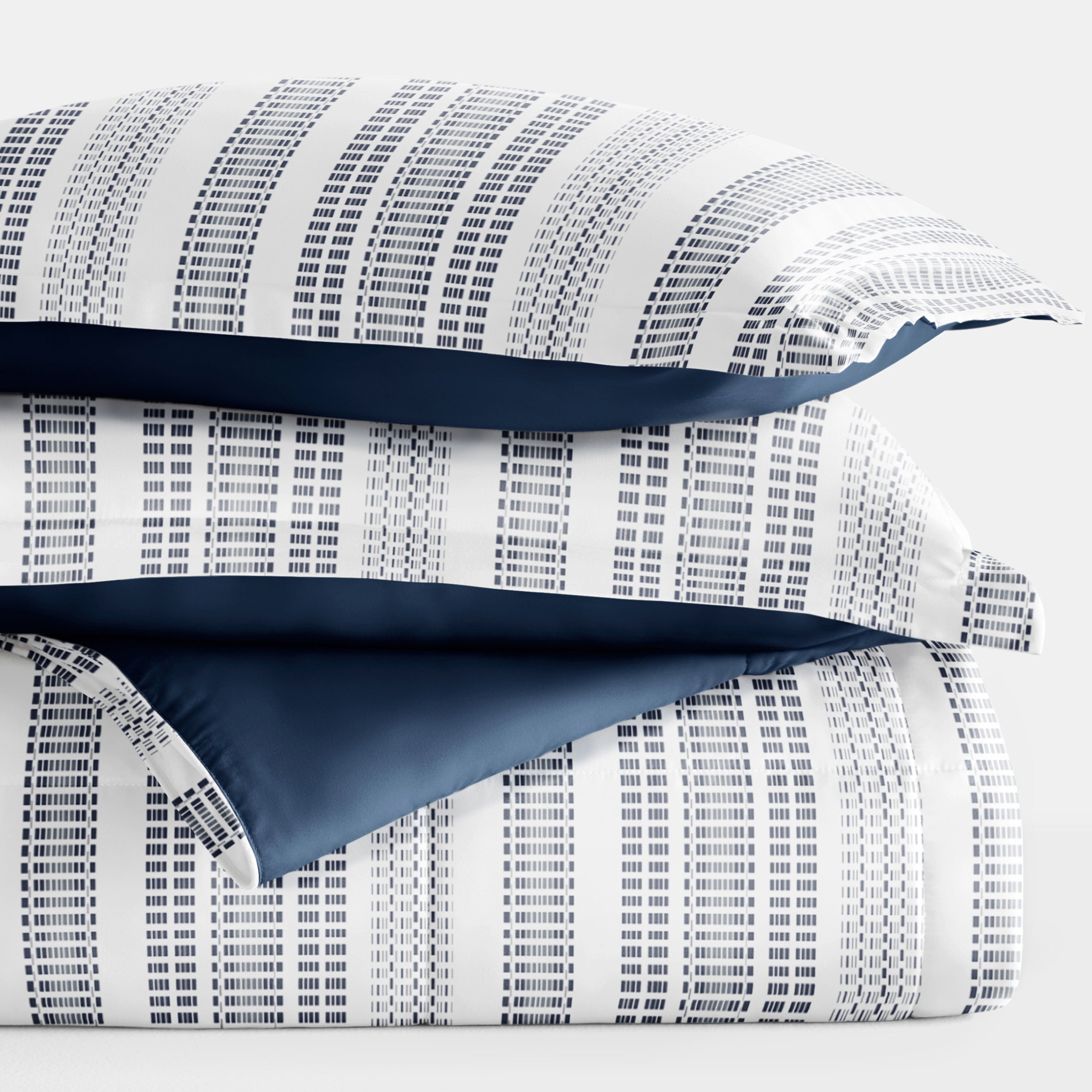 Farmhouse Dreams Reversible Patterned Down-Alternative Comforter Set