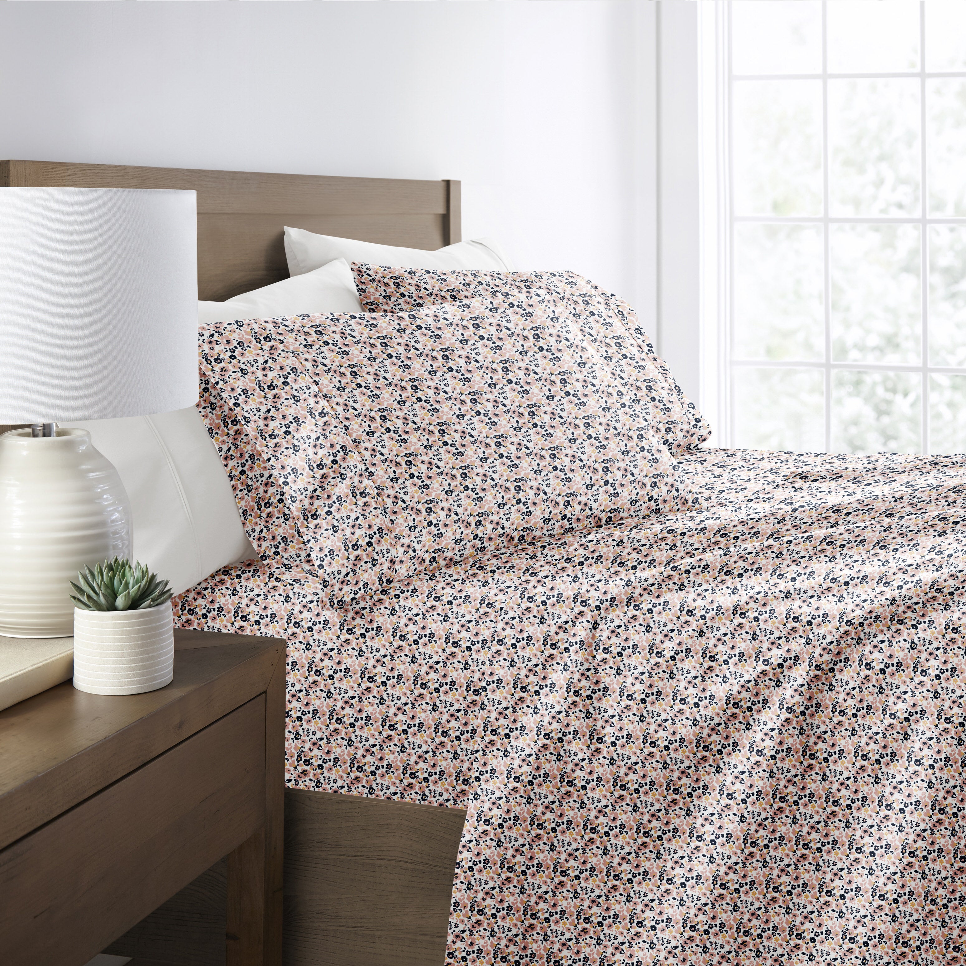 Floral Dream 4-Piece Patterned Sheet Set