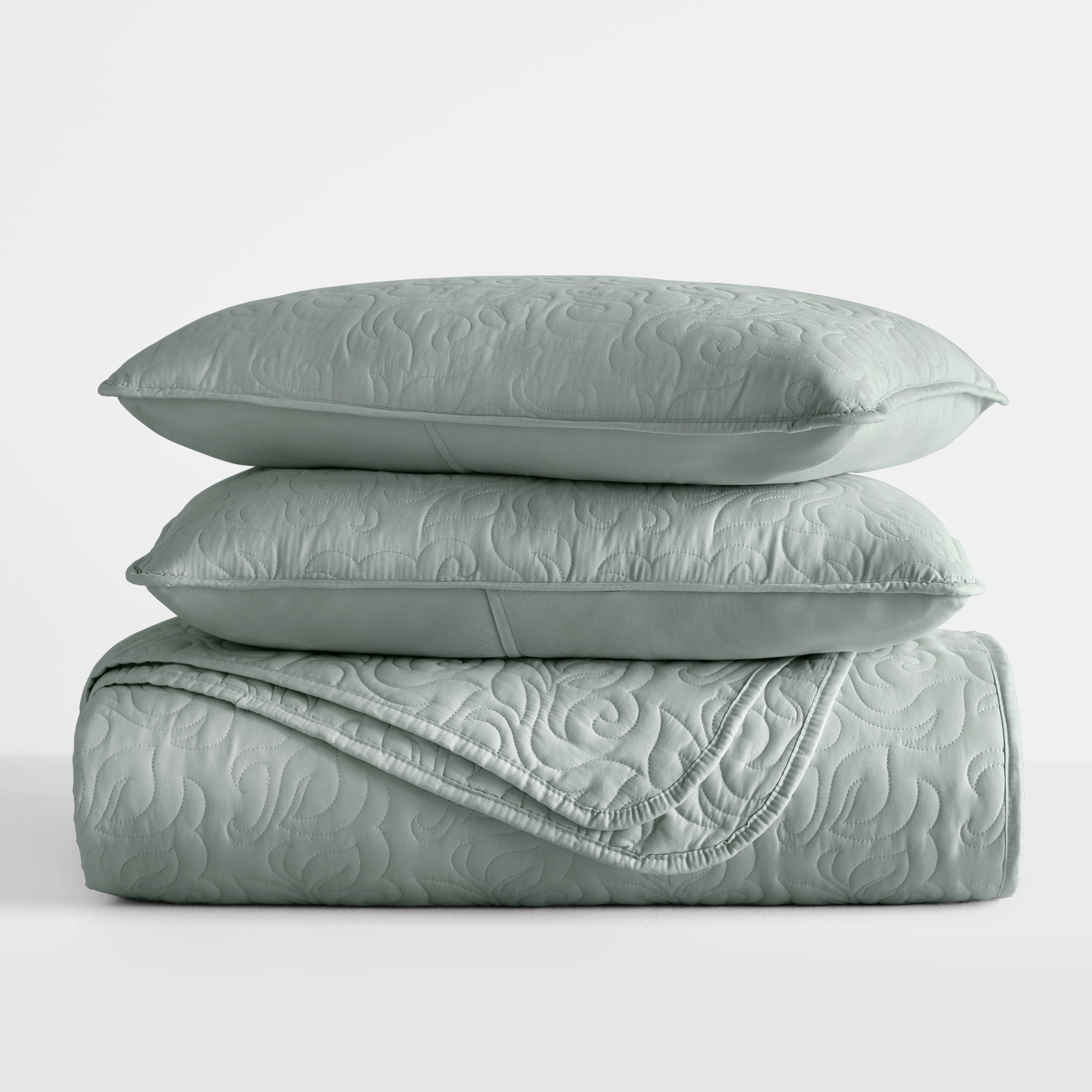 Lightweight Floral Stitch Quilted Coverlet Set