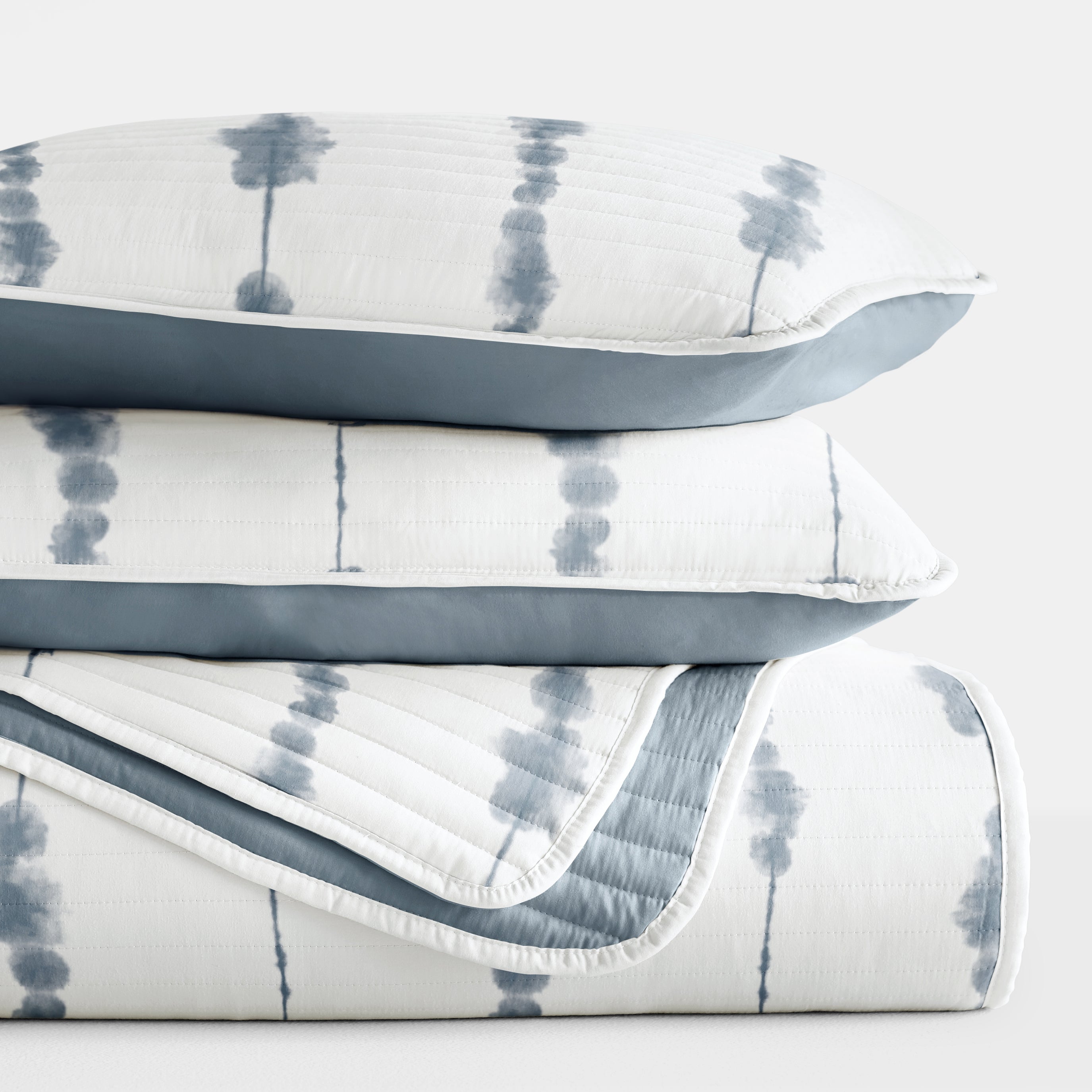 Shibori Aesthetic Patterned Reversible Quilted Coverlet Set