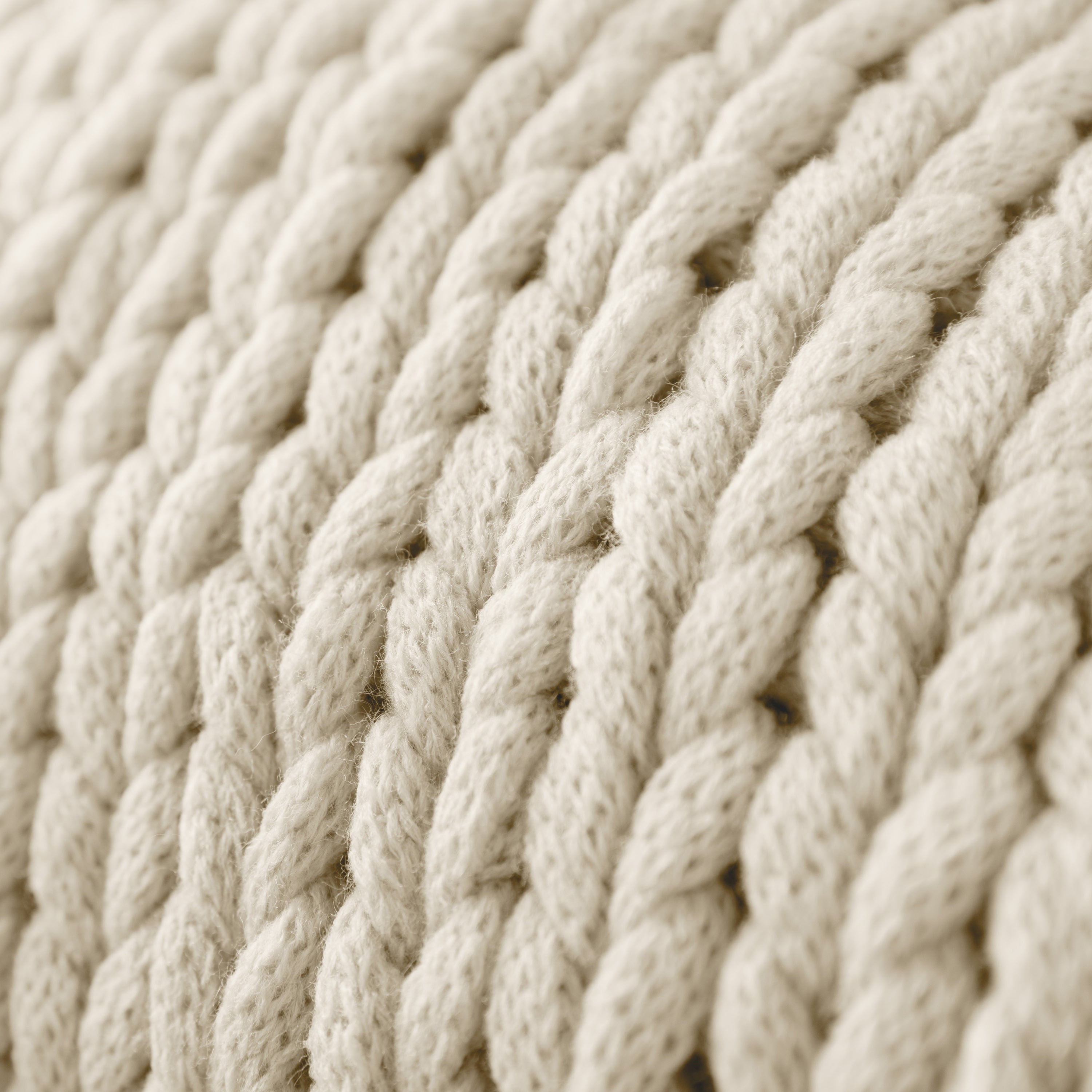 Chunky Hand-Knit Oversized Throw Blanket