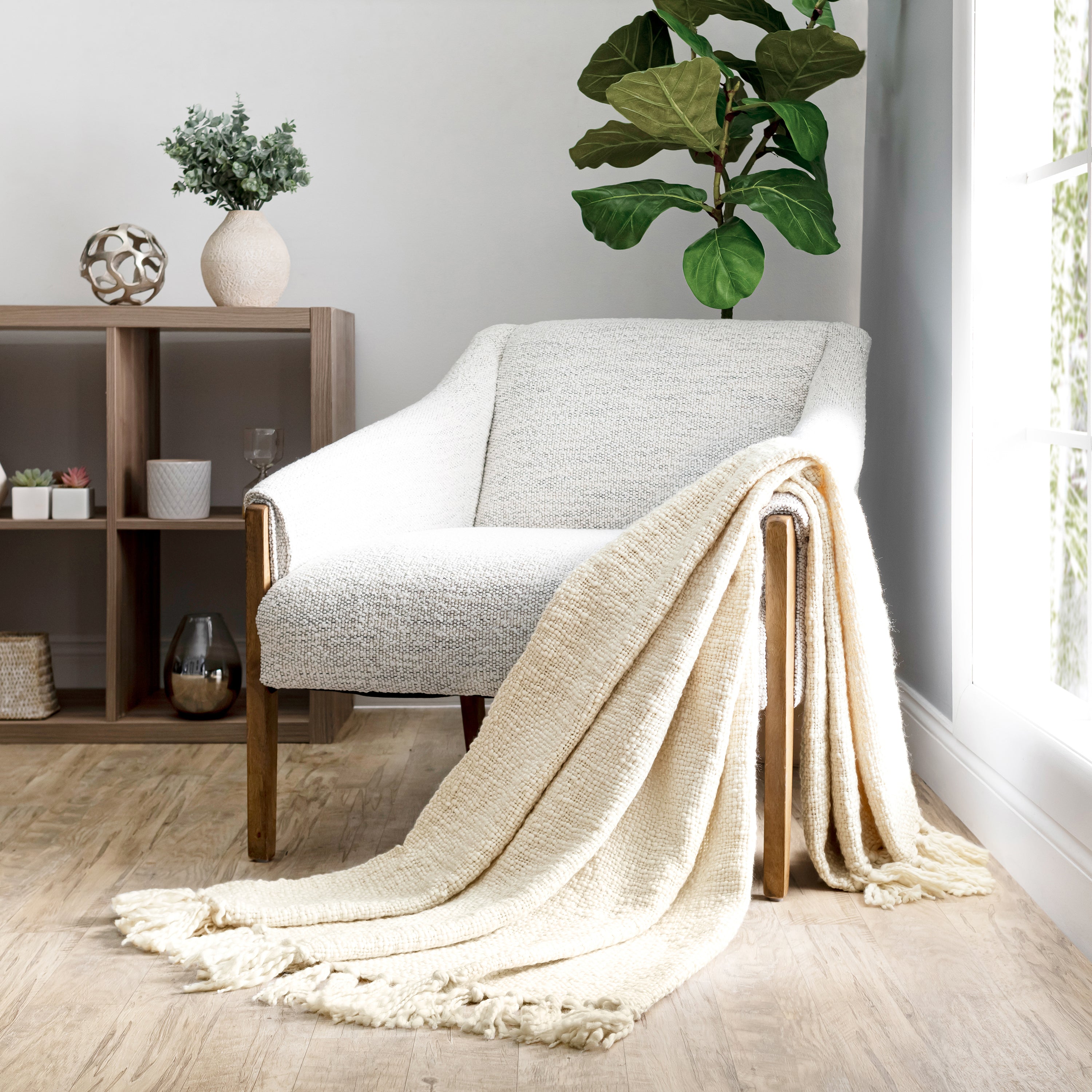 Slub-Yarn Basketweave Throw Blanket with Fringed Edges
