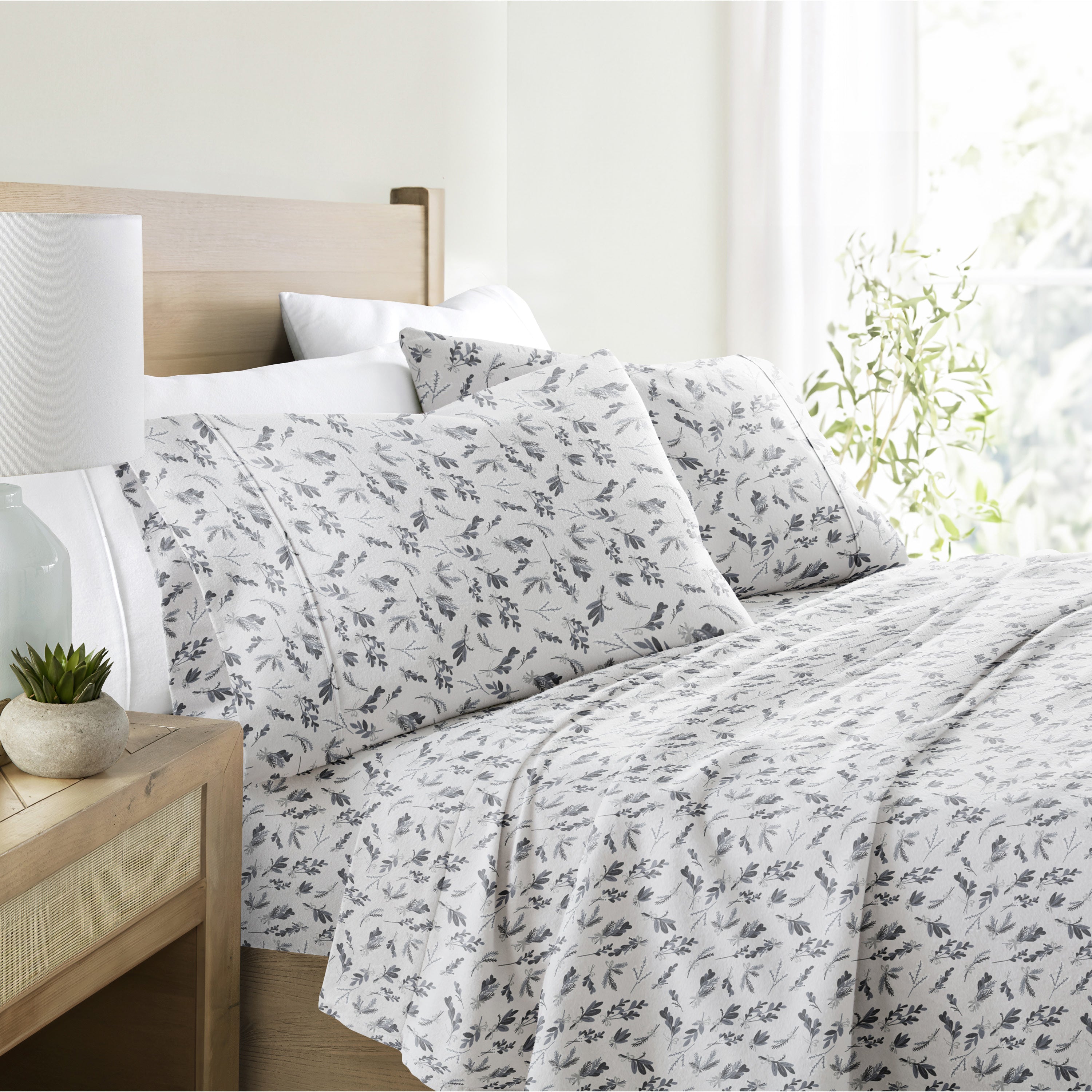 Botanical 4-Piece 100% Cotton Flannel Sheet Set