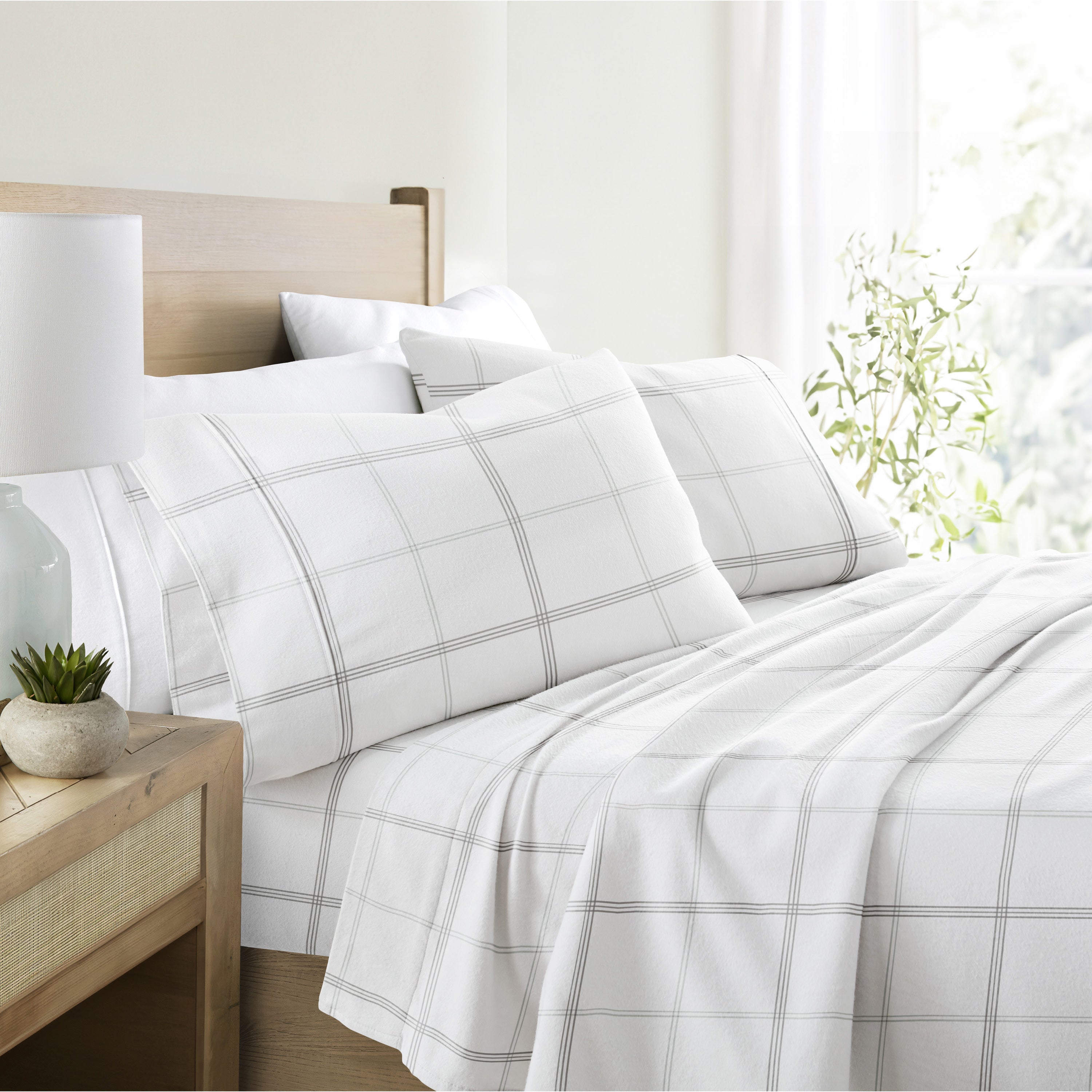 Checkered 4-Piece 100% Cotton Flannel Sheet Set