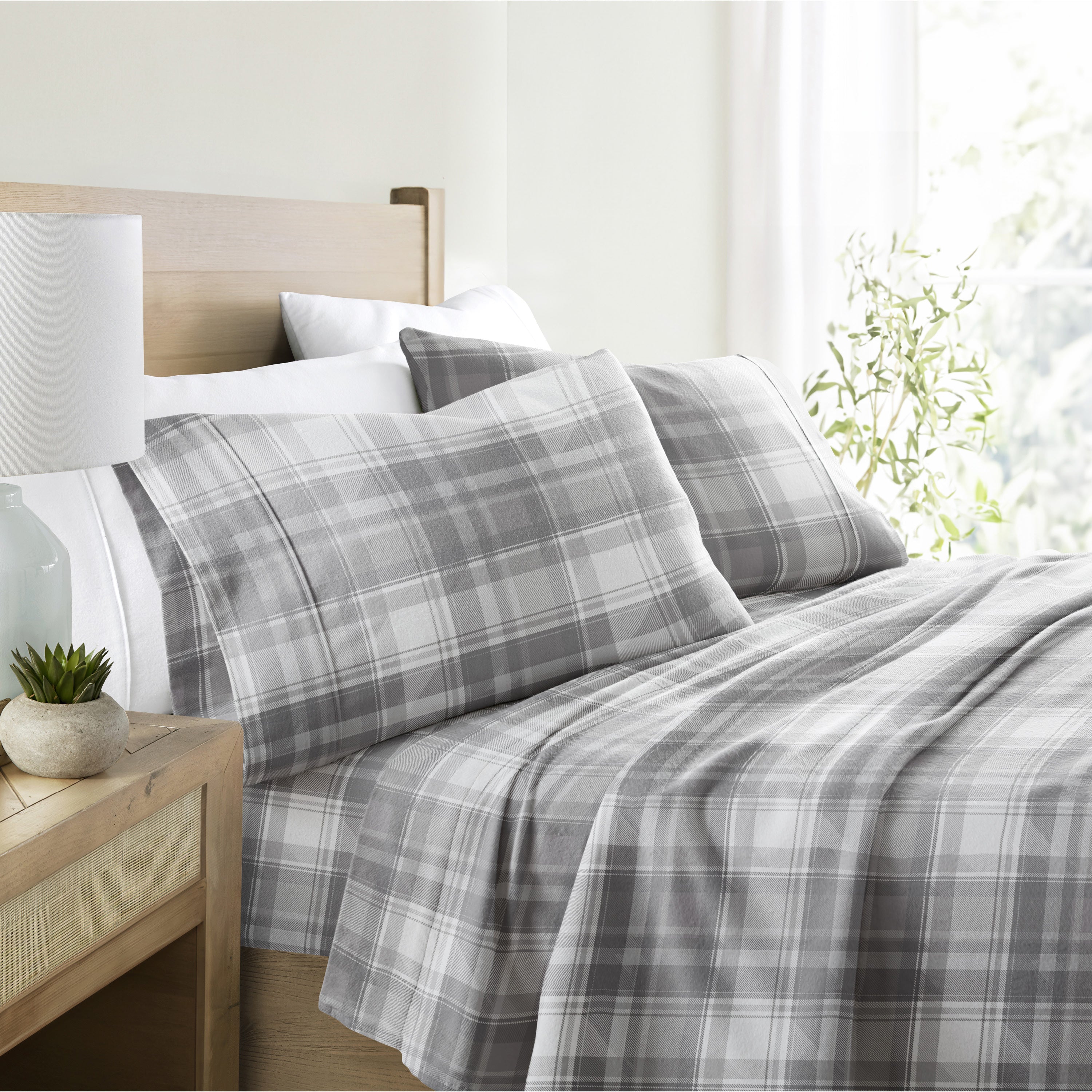 Plaid 4-Piece 100% Cotton Flannel Sheet Set