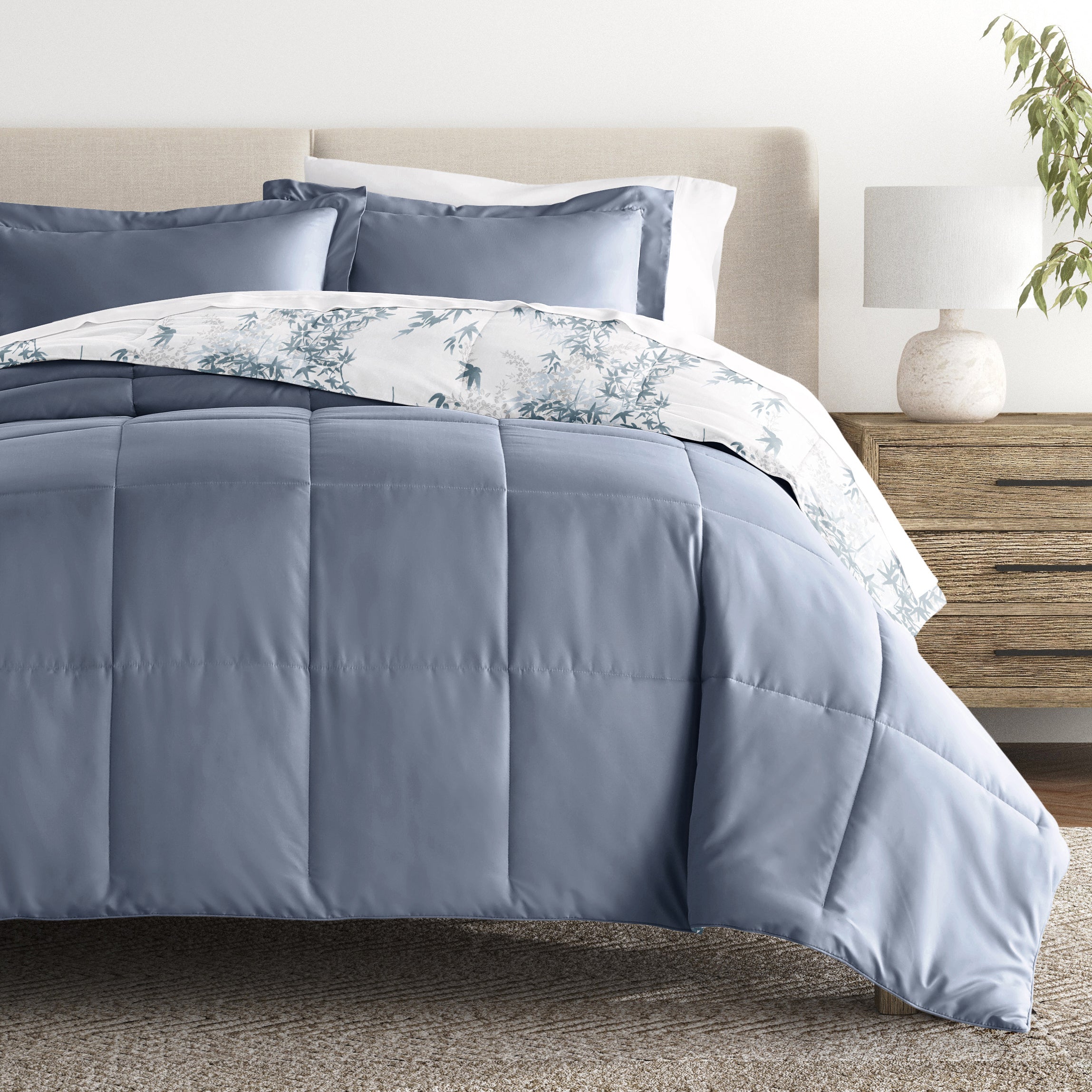 iEnjoy Home Down-Alternative Comforter - Thumbnail 5