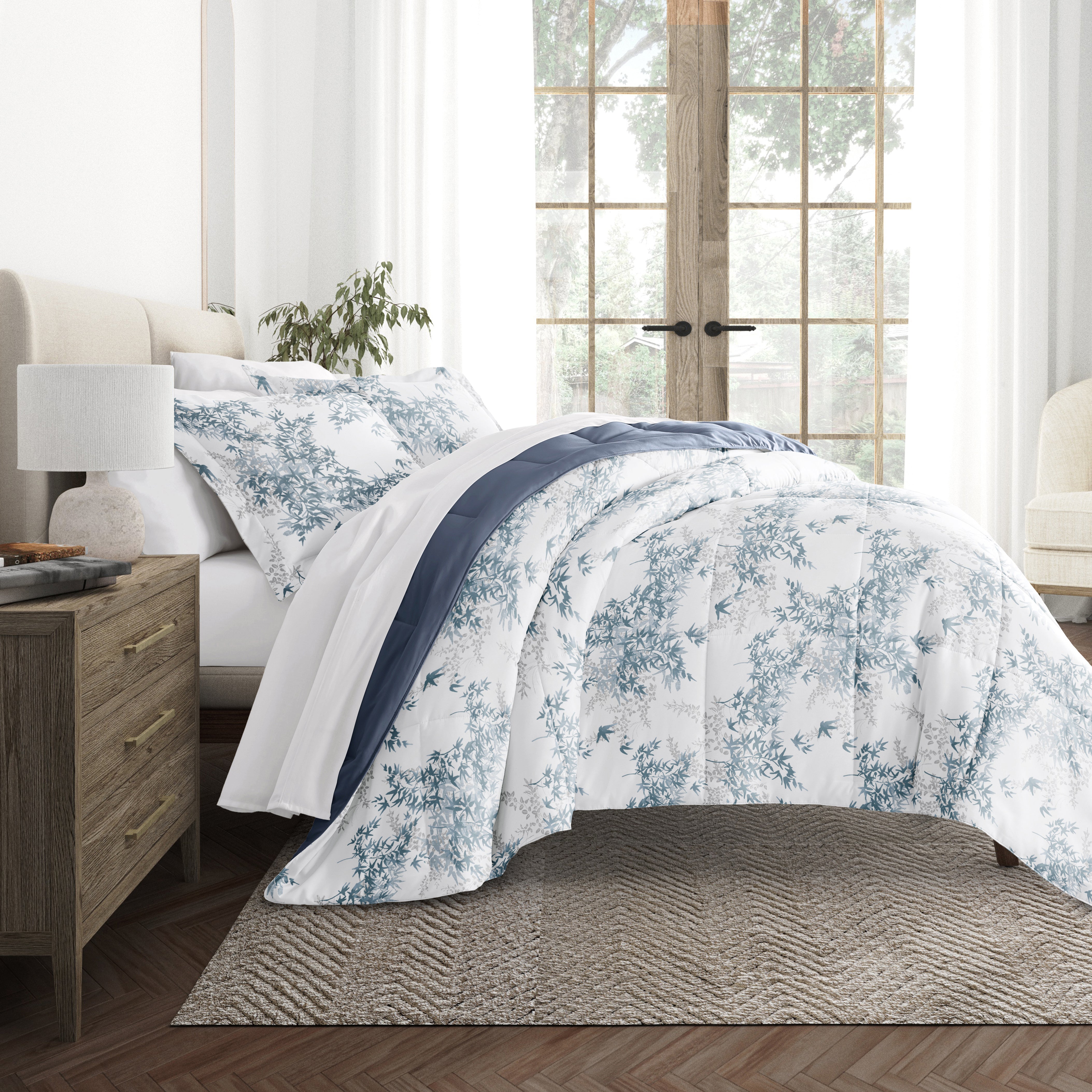 Bamboo Leaves Reversible Patterned Down-Alternative Comforter Set