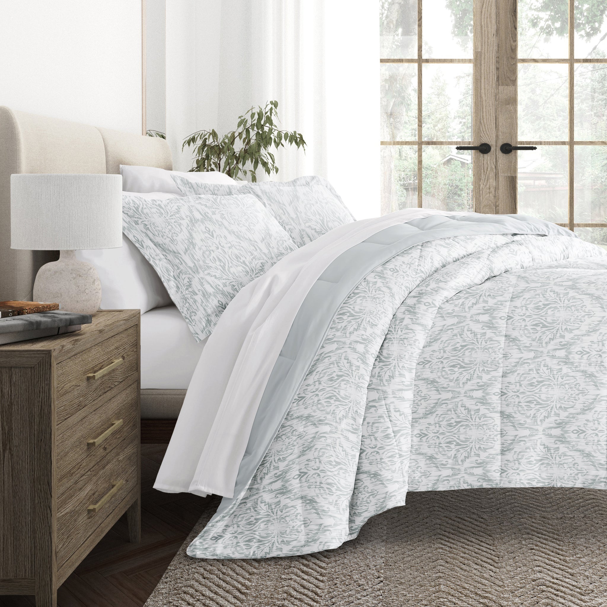 Comforter Sets Reversible Patterns to Solid Color iEnjoy Home