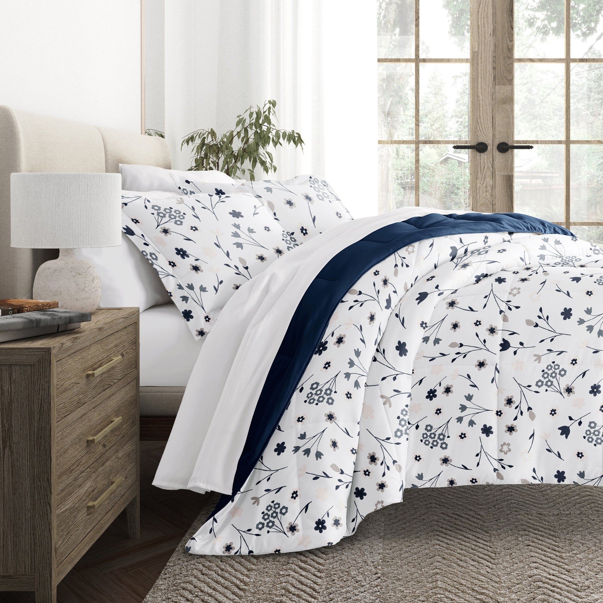 Comforter Sets Reversible Patterns to Solid Color – iEnjoy Home