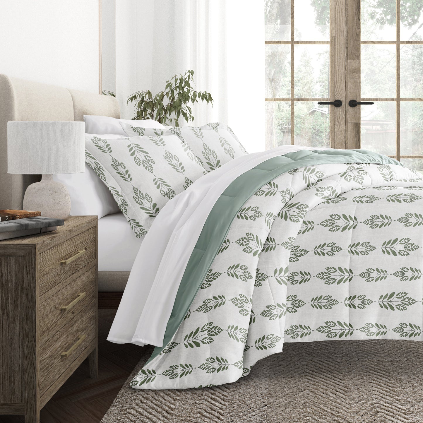 Comforter Sets Reversible Patterns to Solid Color