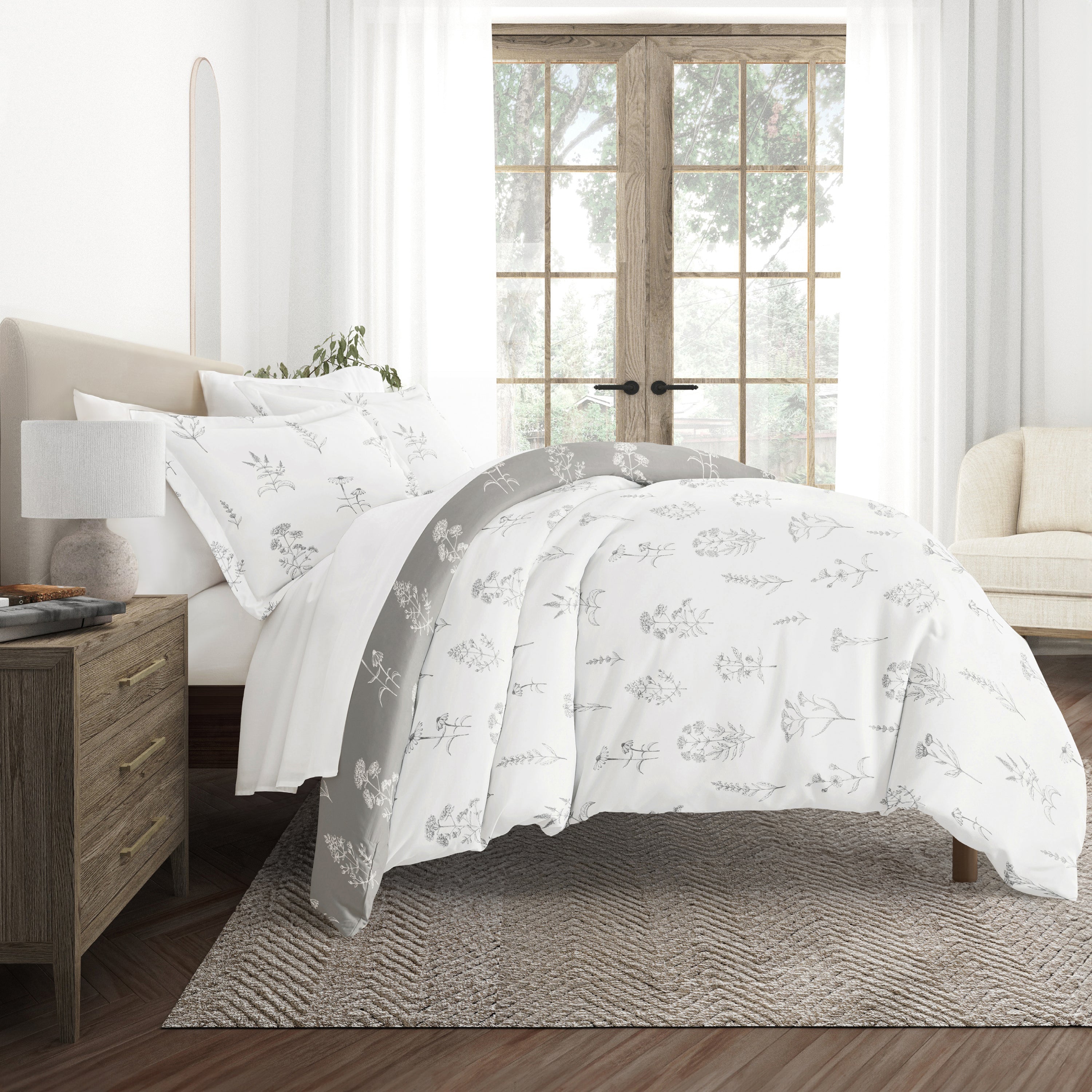 Botany Floral Patterned Reversible Duvet Cover Set