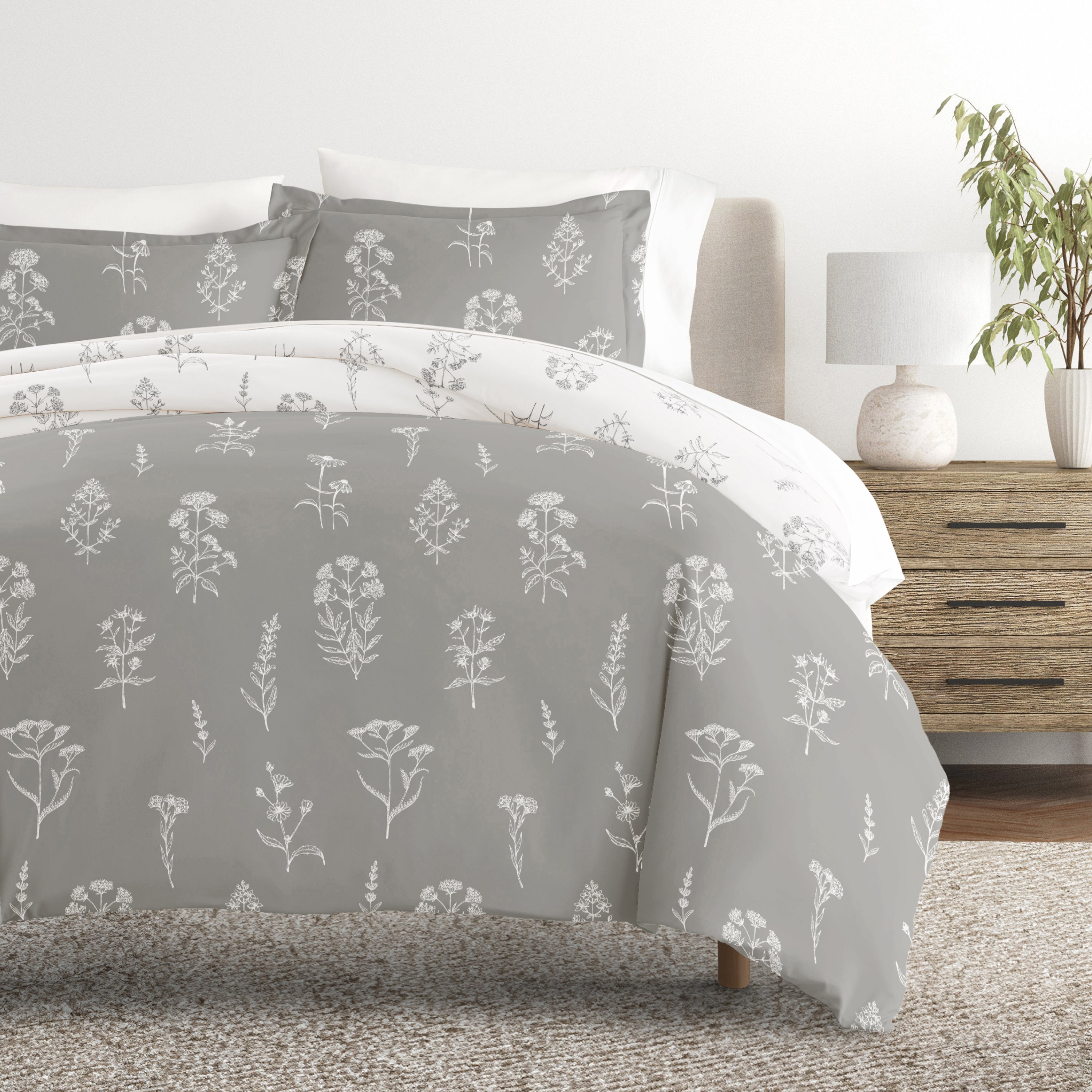 Botany Floral Patterned Reversible Duvet Cover Set