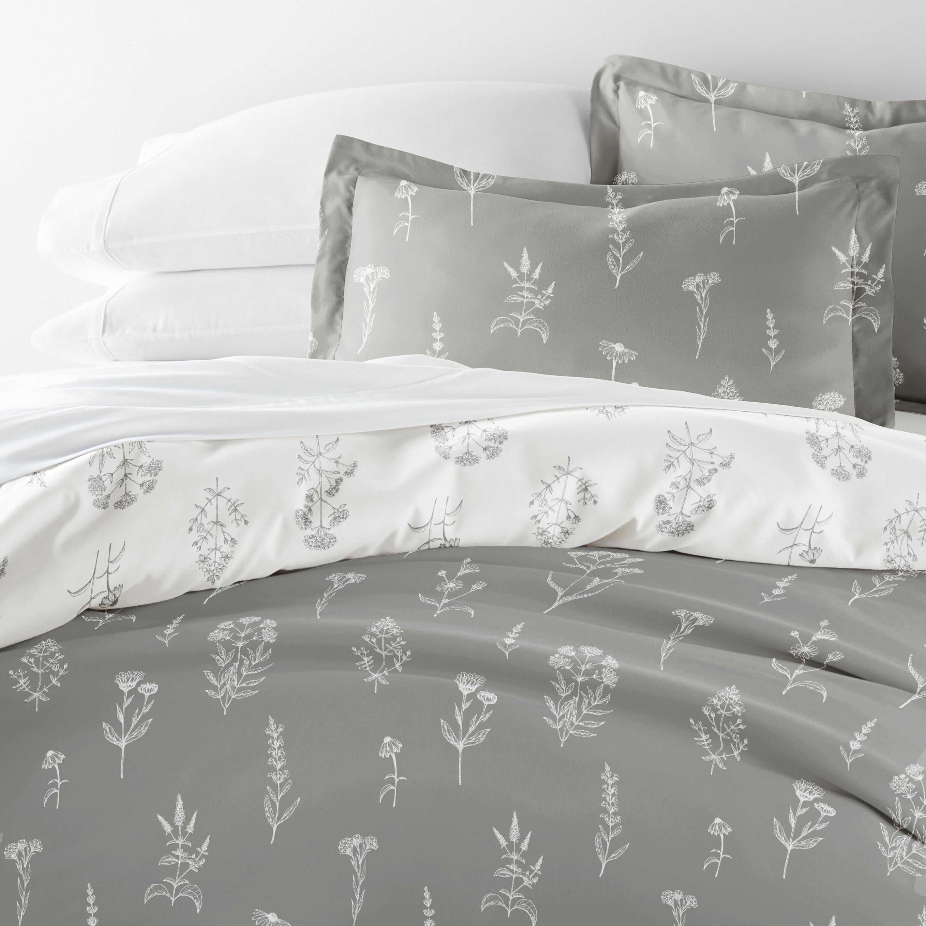 Botany Floral Patterned Reversible Duvet Cover Set
