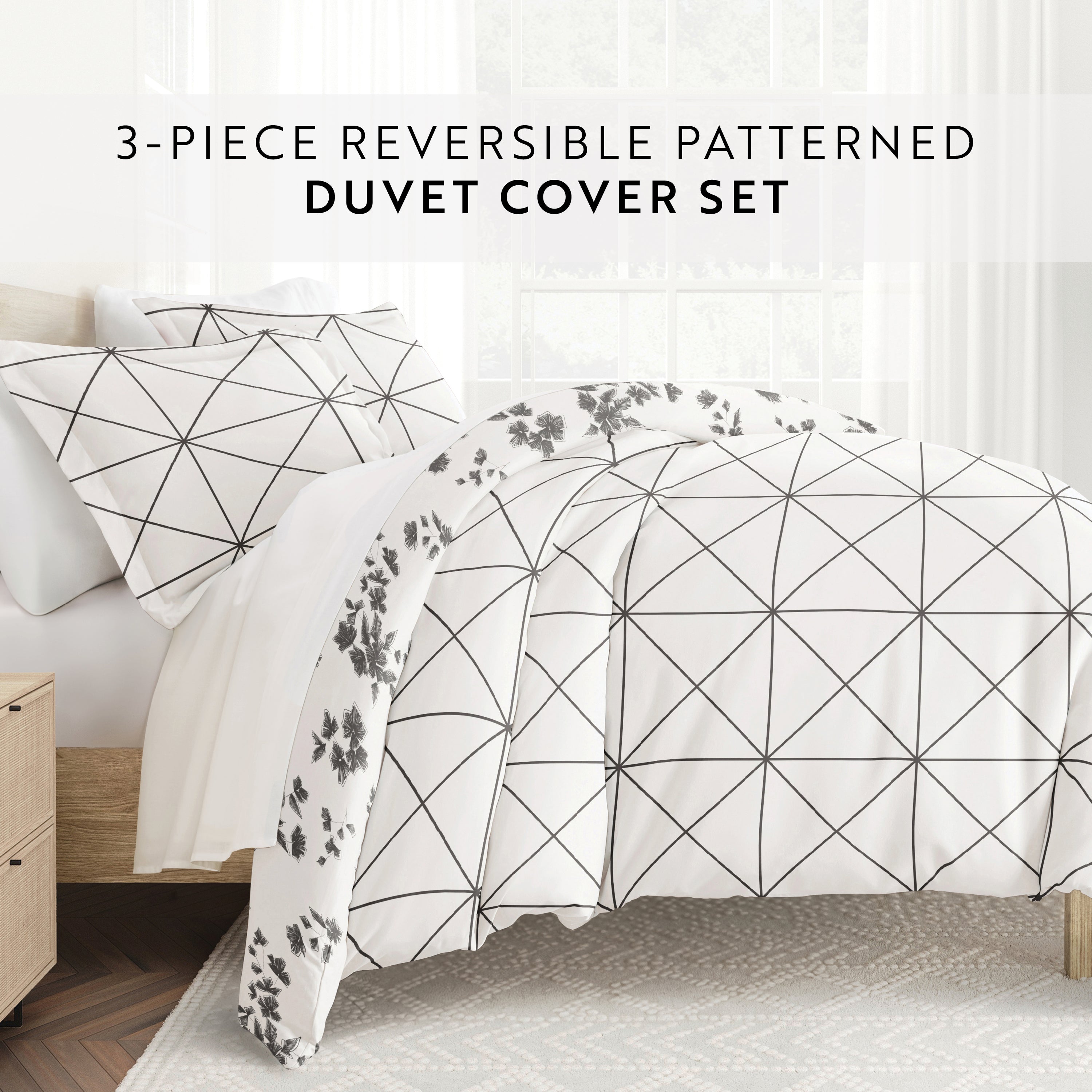 Edgy Flowers Patterned Reversible Duvet Cover Set