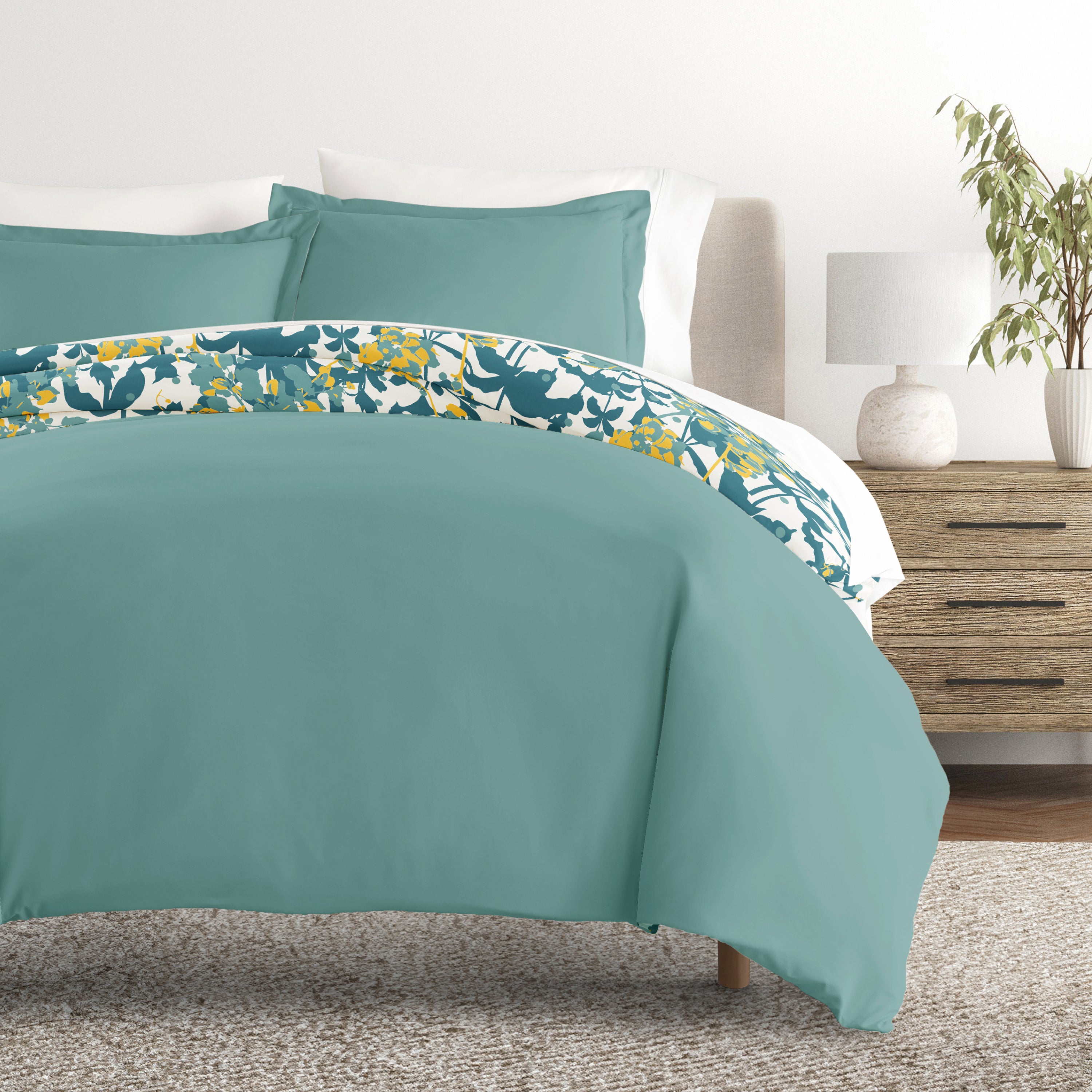 Boho Flower Patterned Reversible Duvet Cover Set