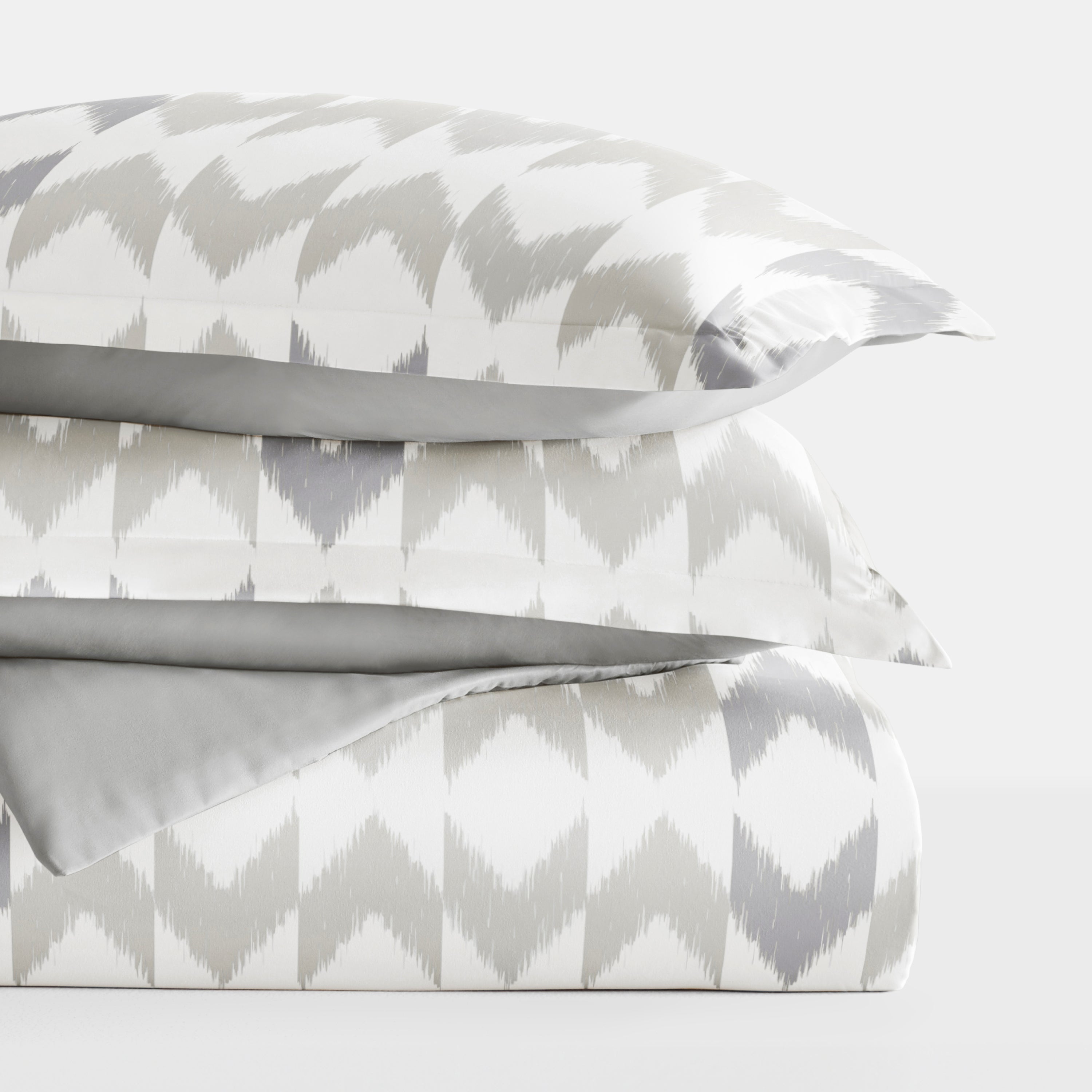 Chevron Sleep Patterned Reversible Duvet Cover Set