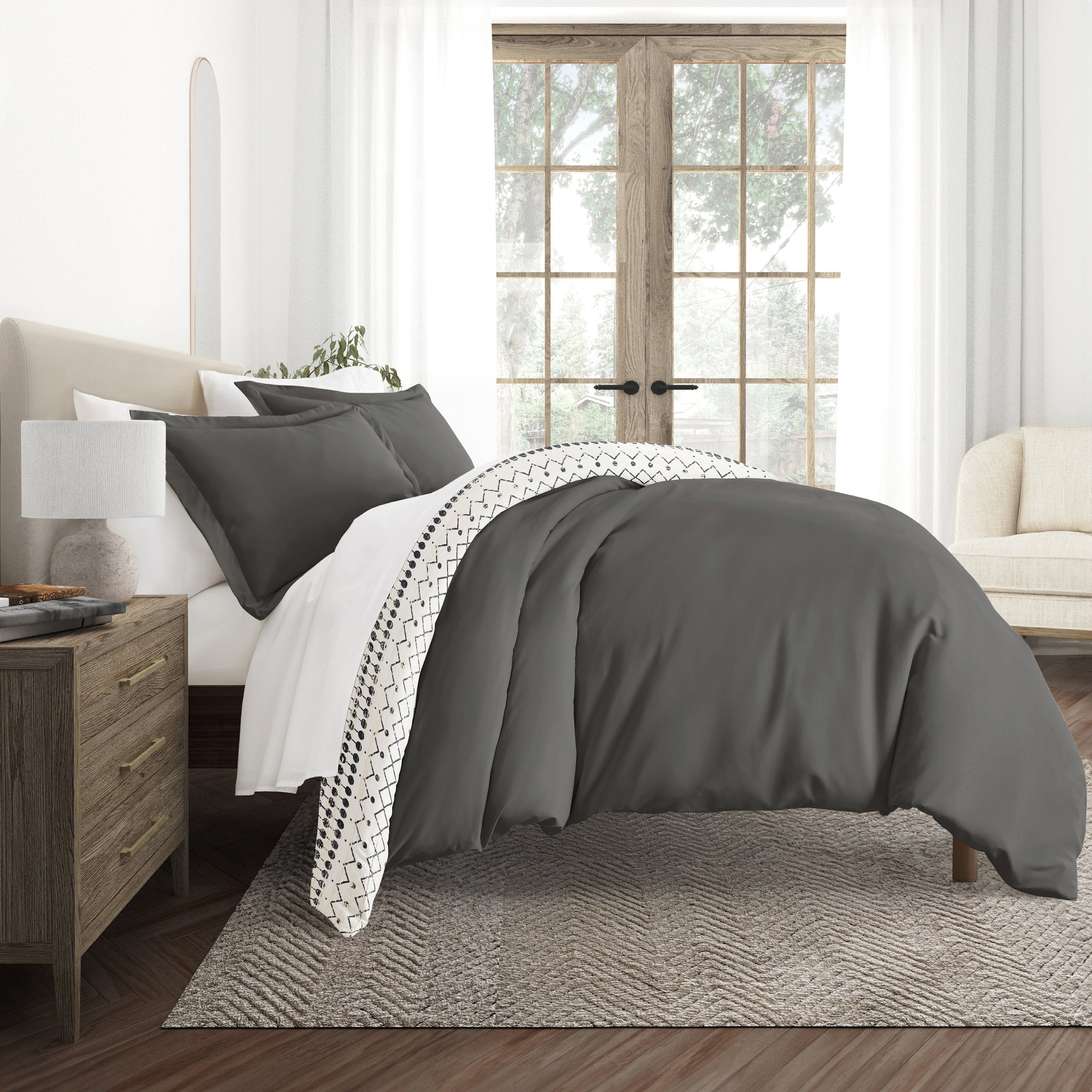 Etched Gate Patterned Reversible Duvet Cover Set