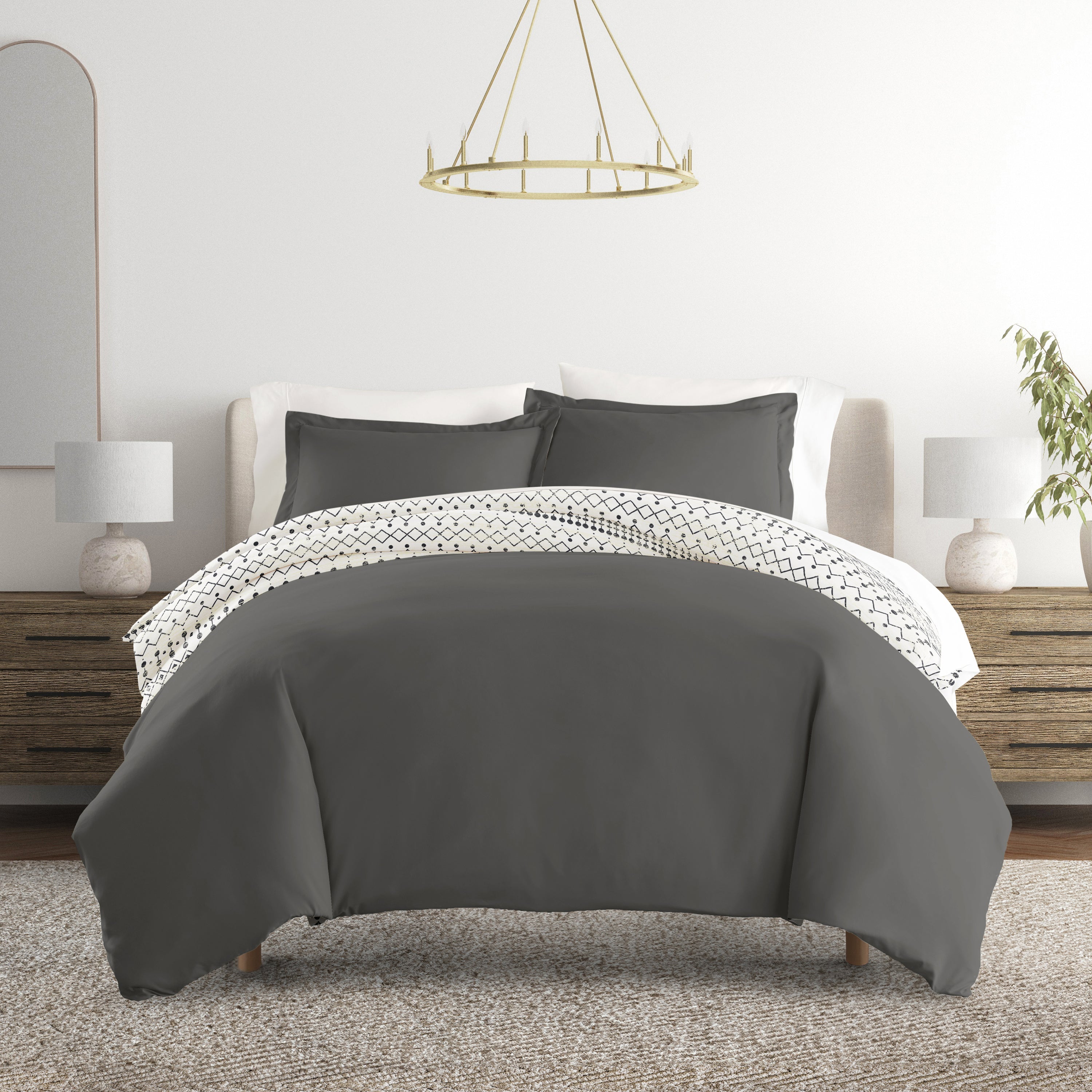 Etched Gate Patterned Reversible Duvet Cover Set
