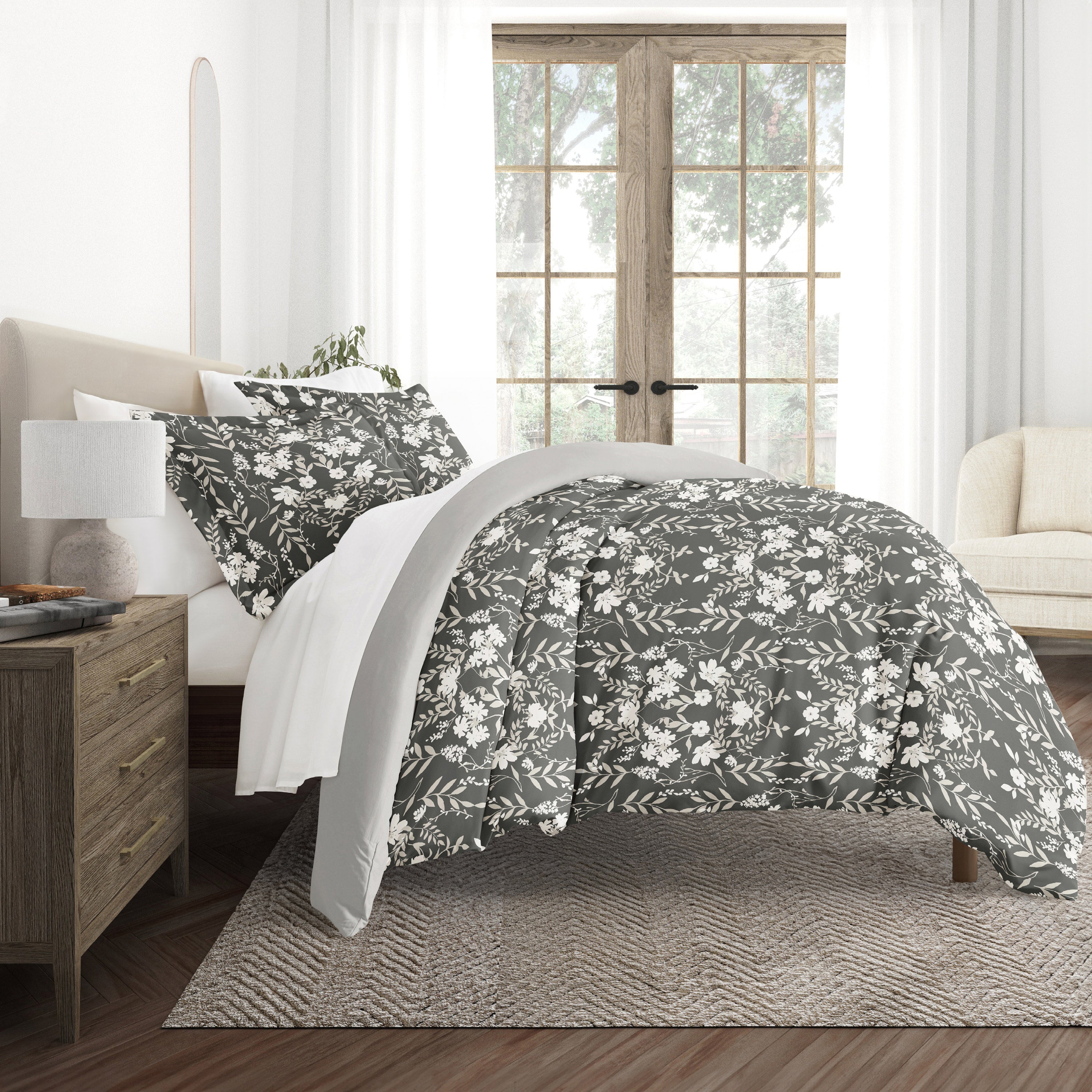 Secret Garden Patterned Reversible Duvet Cover Set