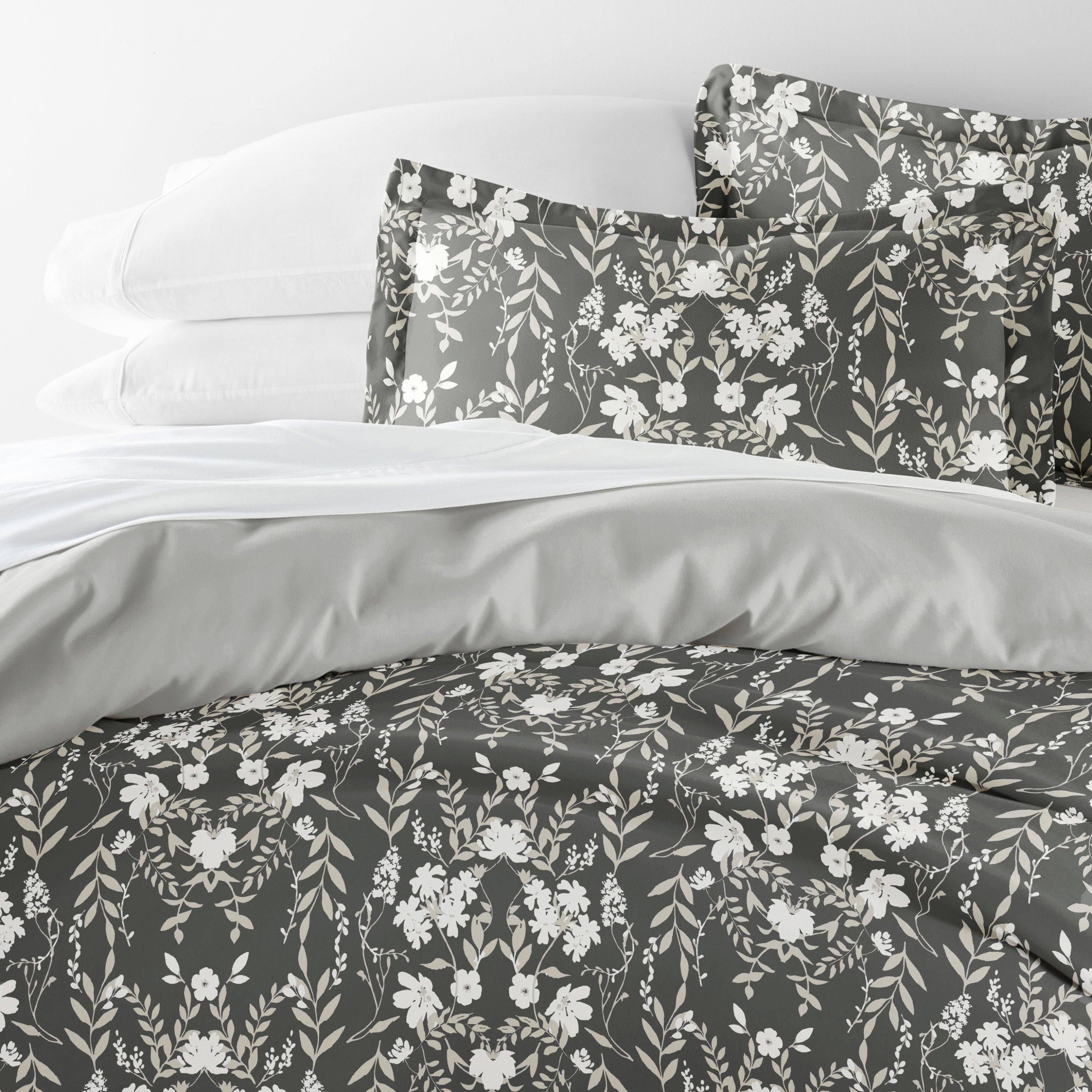 Secret Garden Patterned Reversible Duvet Cover Set