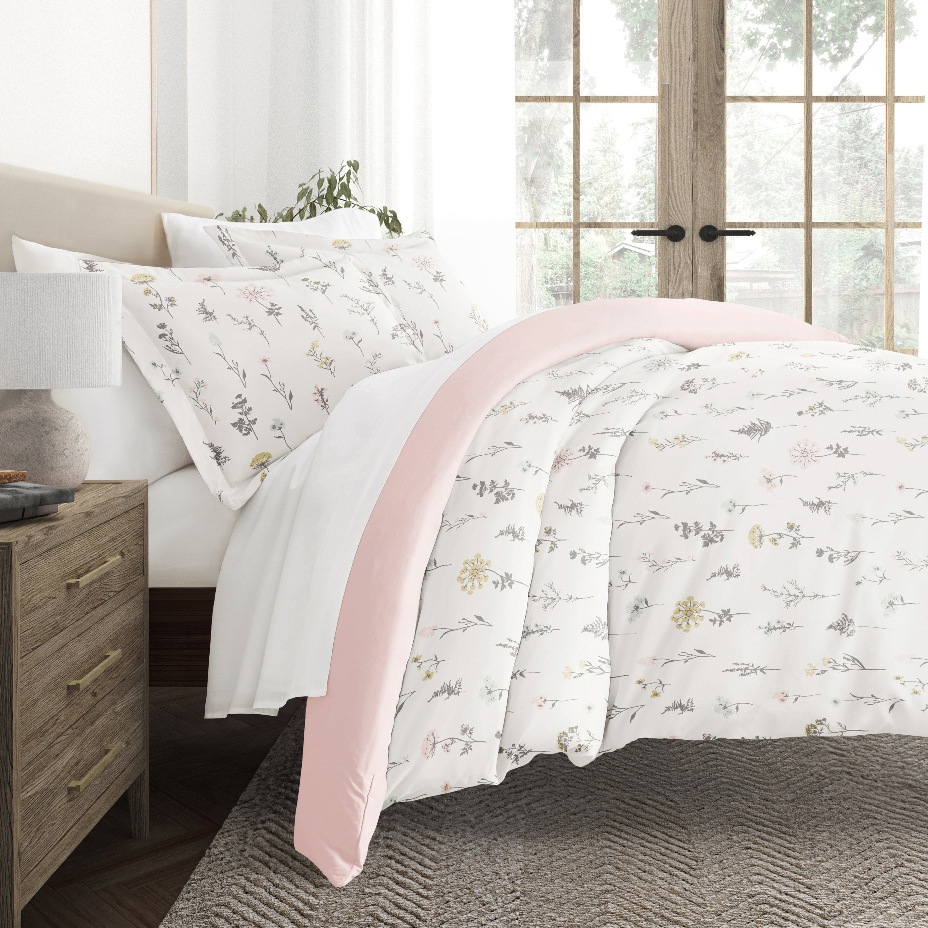 Wildflower Patterned Reversible Duvet Cover Set