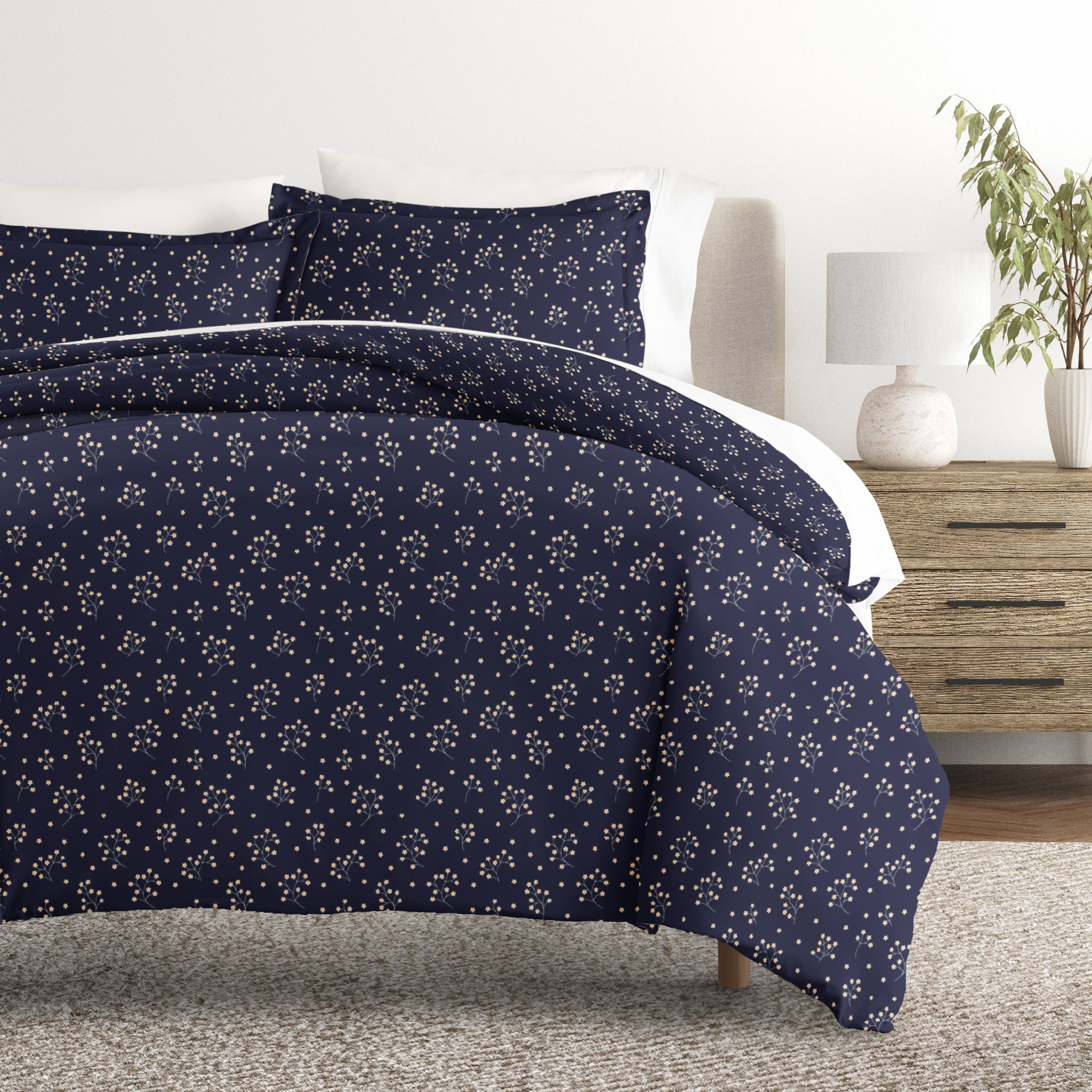 Midnight Blossoms Patterned Duvet Cover Set
