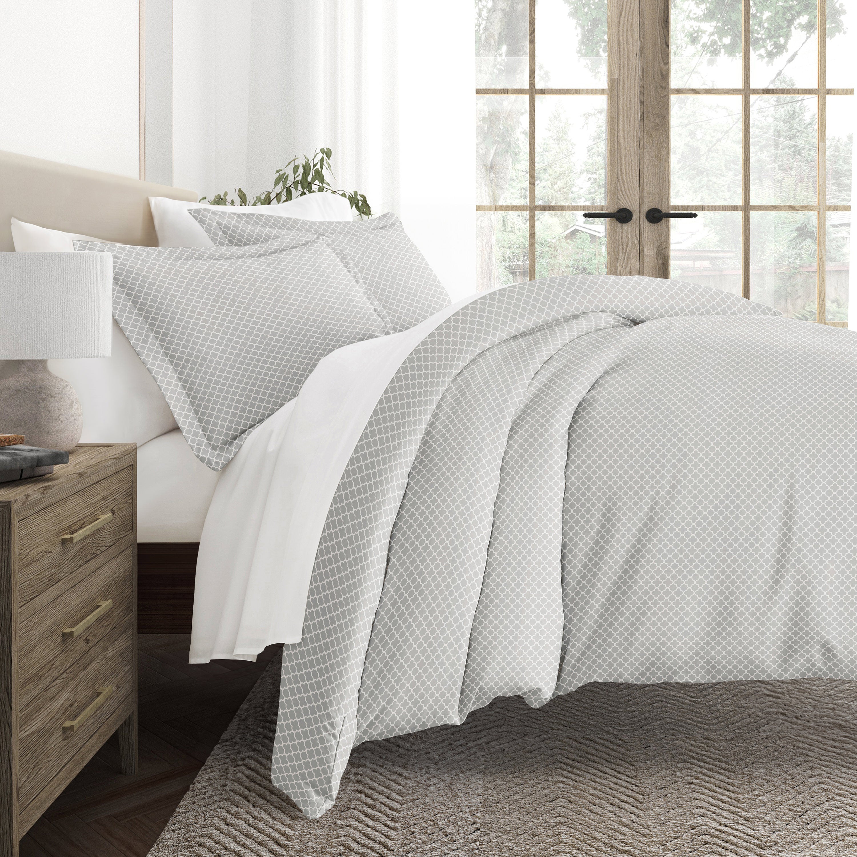 Quatrefoil Patterned Duvet Cover Set