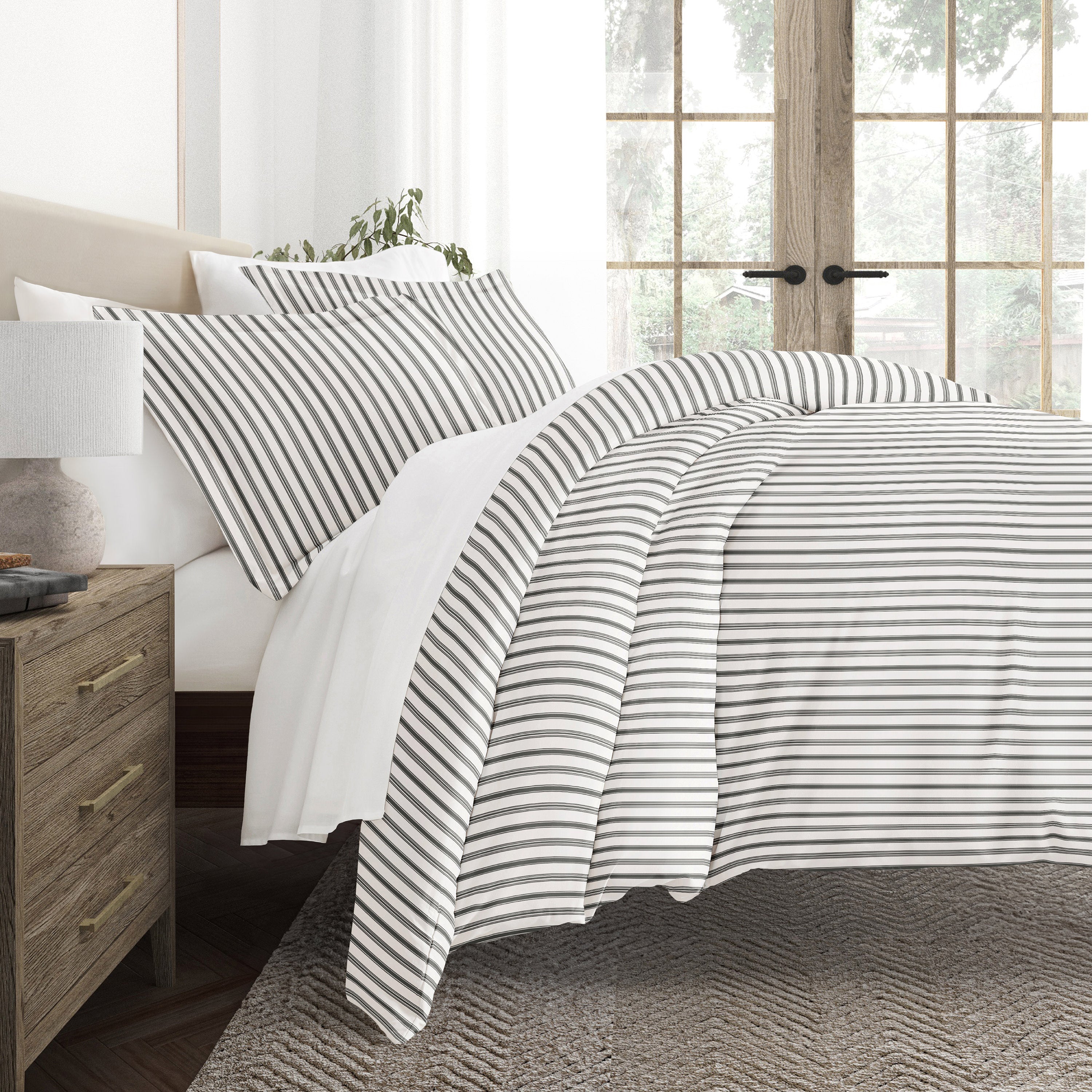Vertical Dreams Patterned Duvet Cover Set