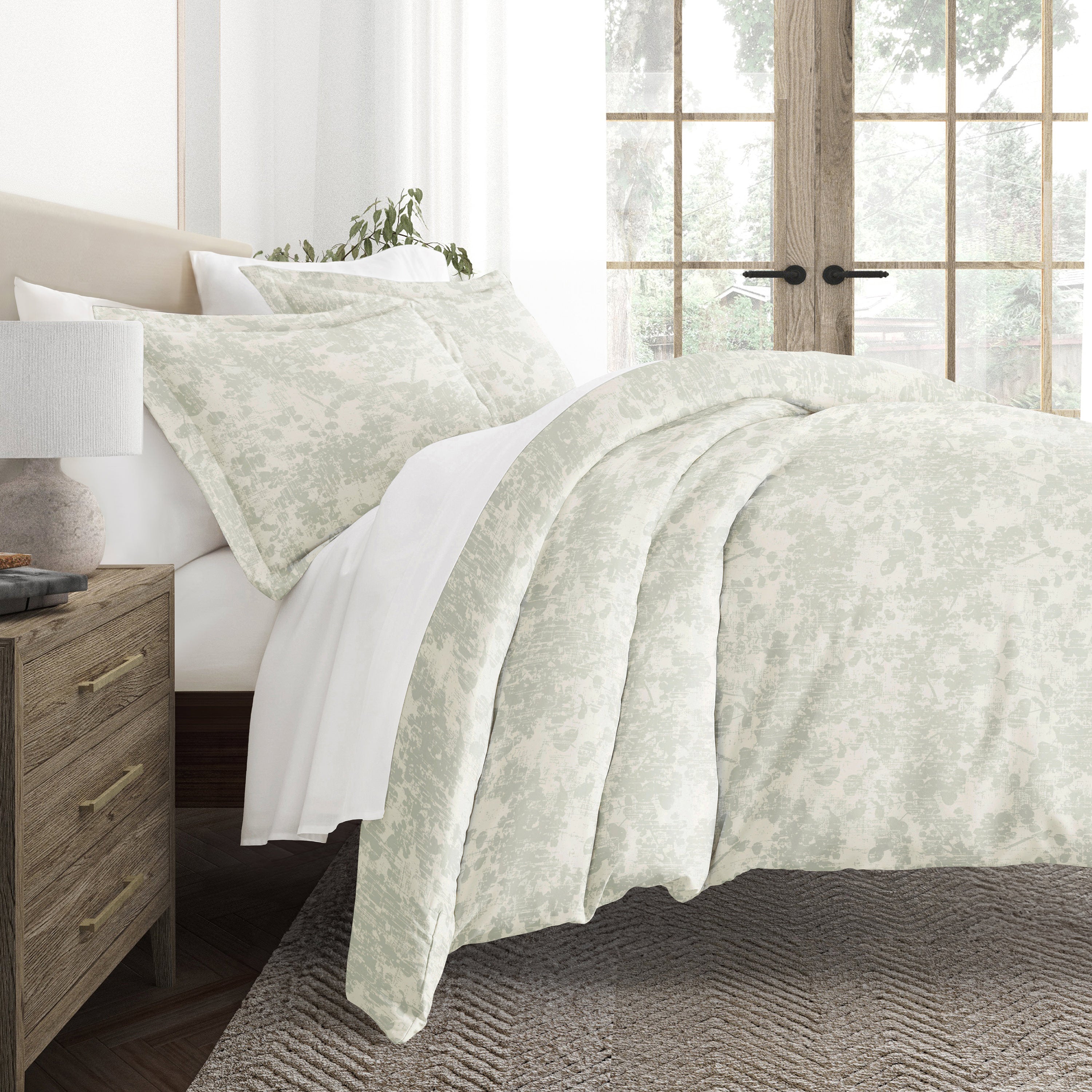 Weathered Floral Patterned Duvet Cover Set