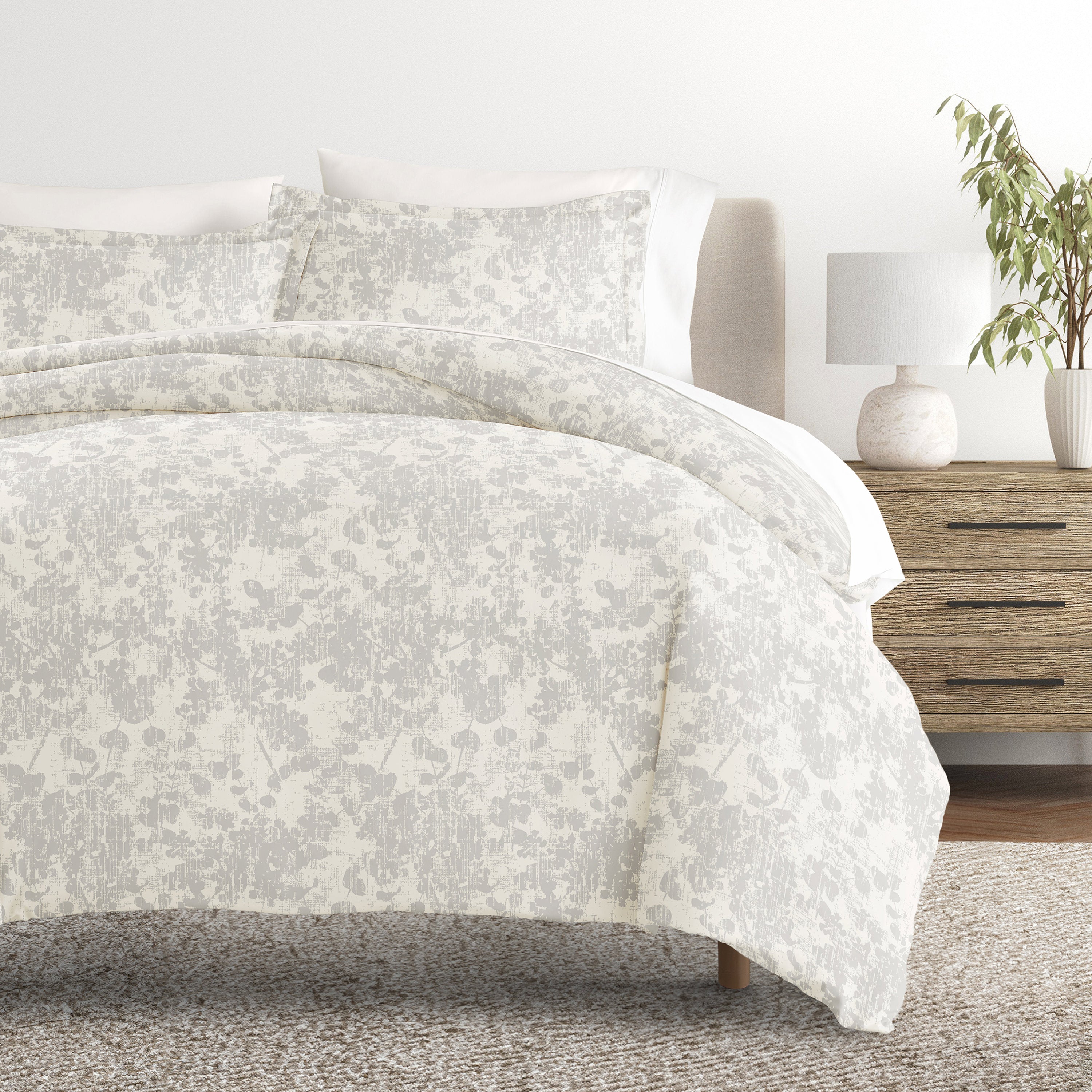 Weathered Floral Patterned Duvet Cover Set