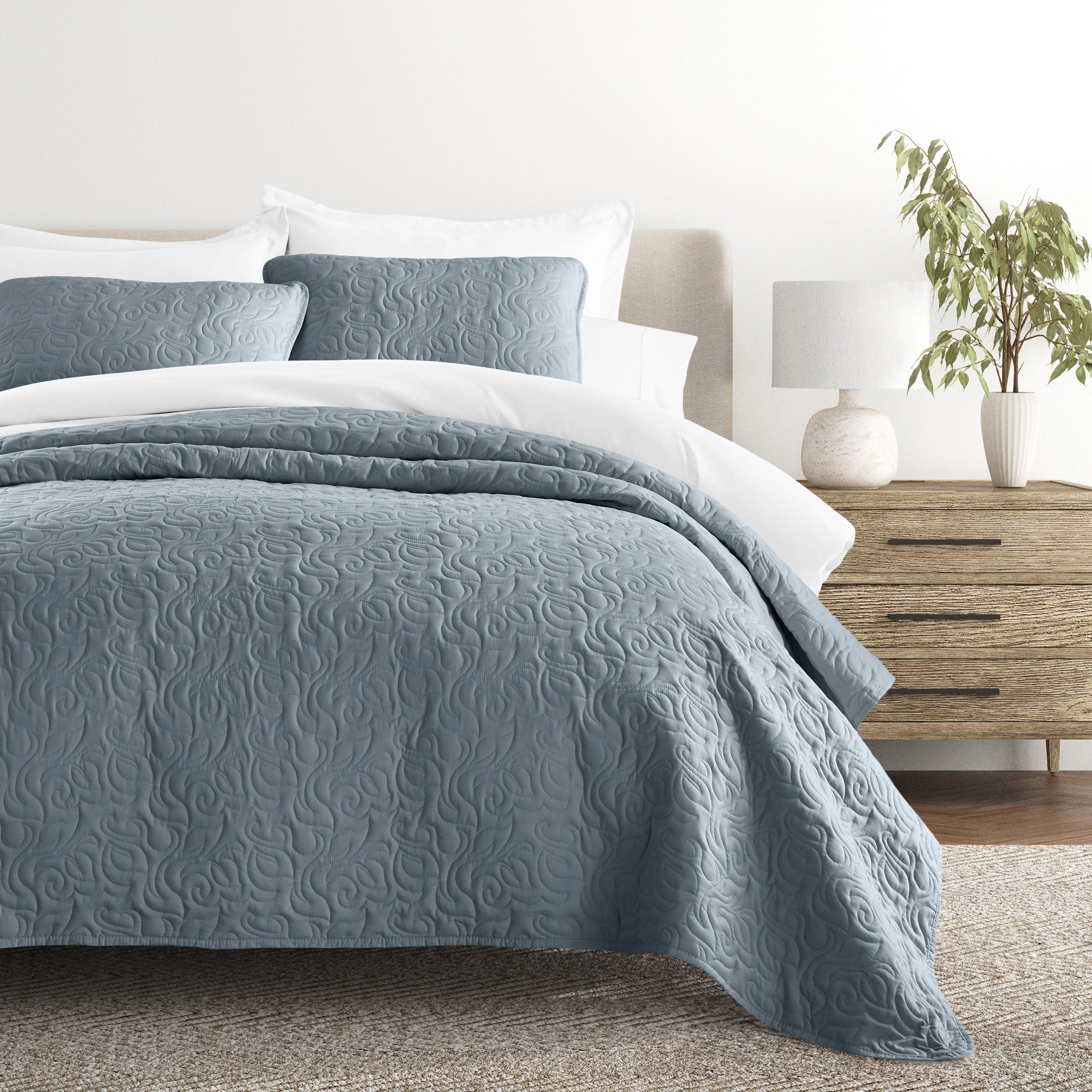 Lightweight Floral Stitch Quilted Coverlet Set