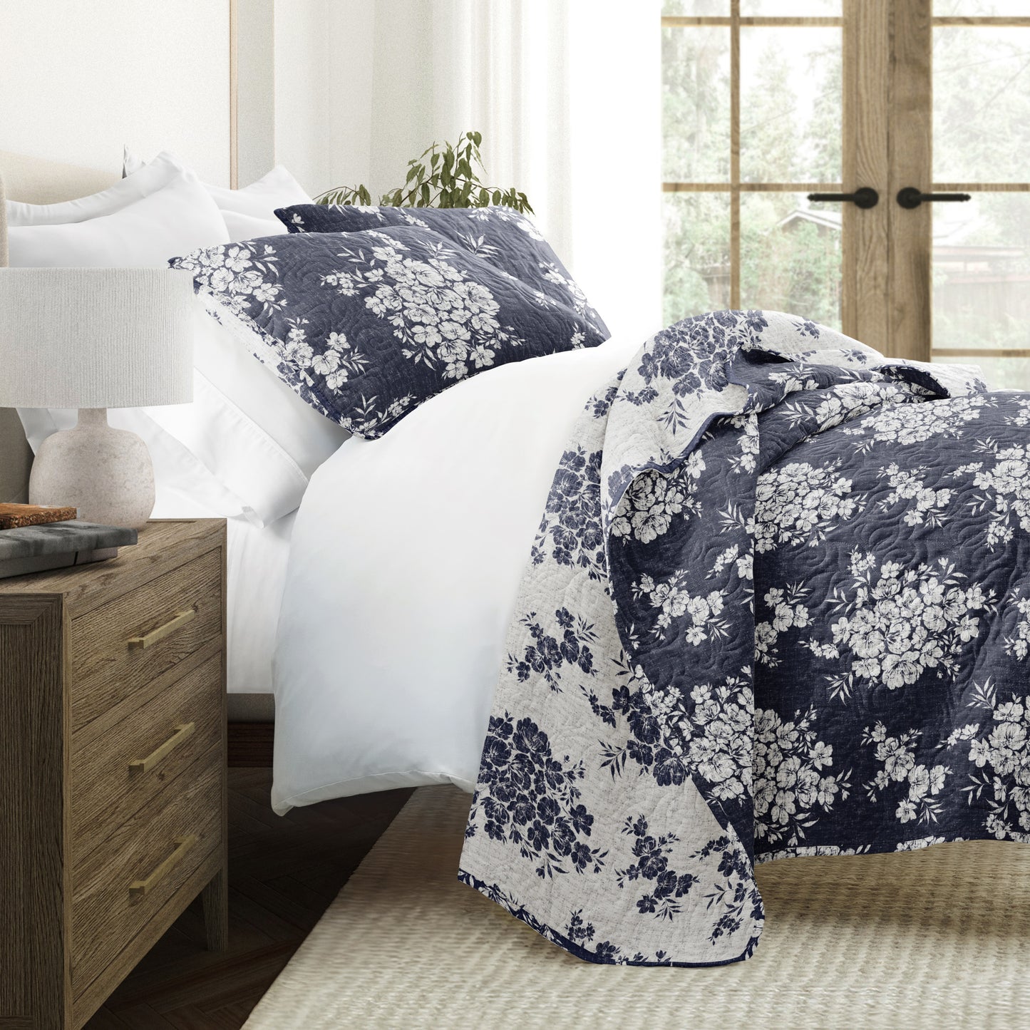 3 Piece Quilt Set - Super Soft - Lightweight - All Season Quilted Coverlet - Timeless Patterns