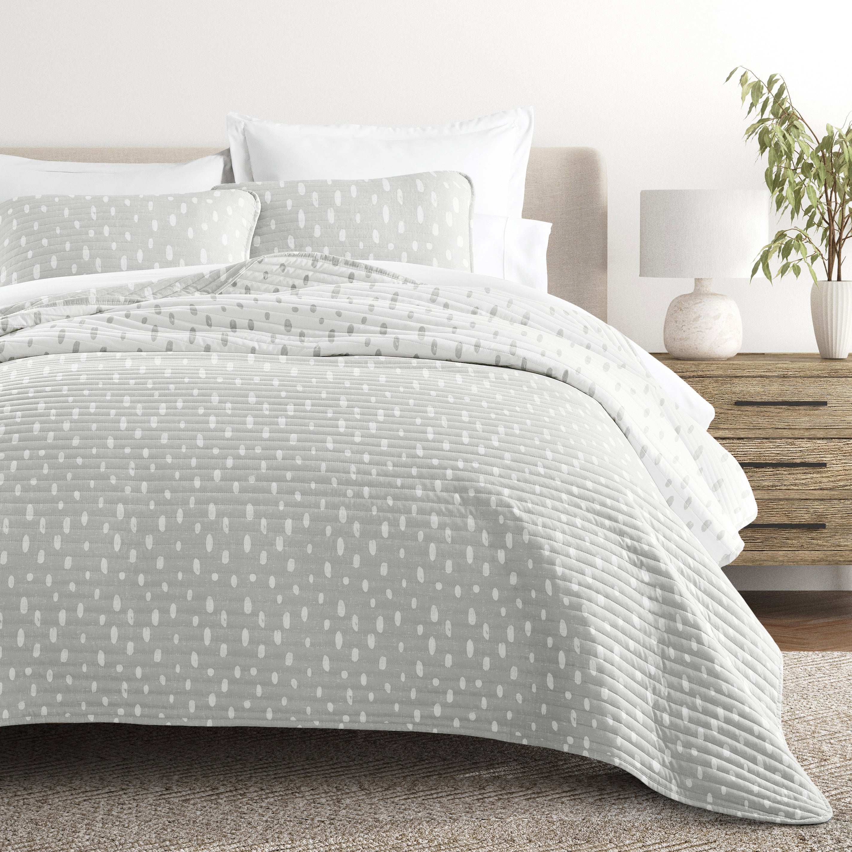 Neutral Dots Patterned Reversible Quilted Coverlet Set