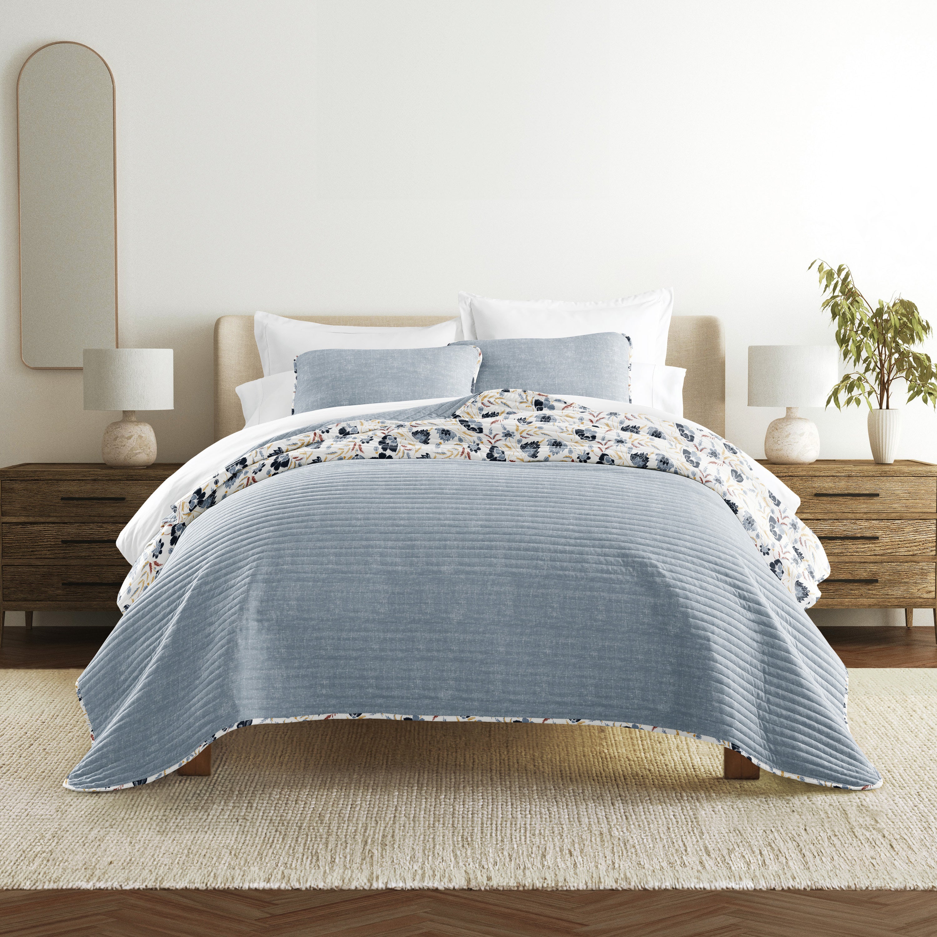 French Jacobean Patterned Quilted Coverlet Set