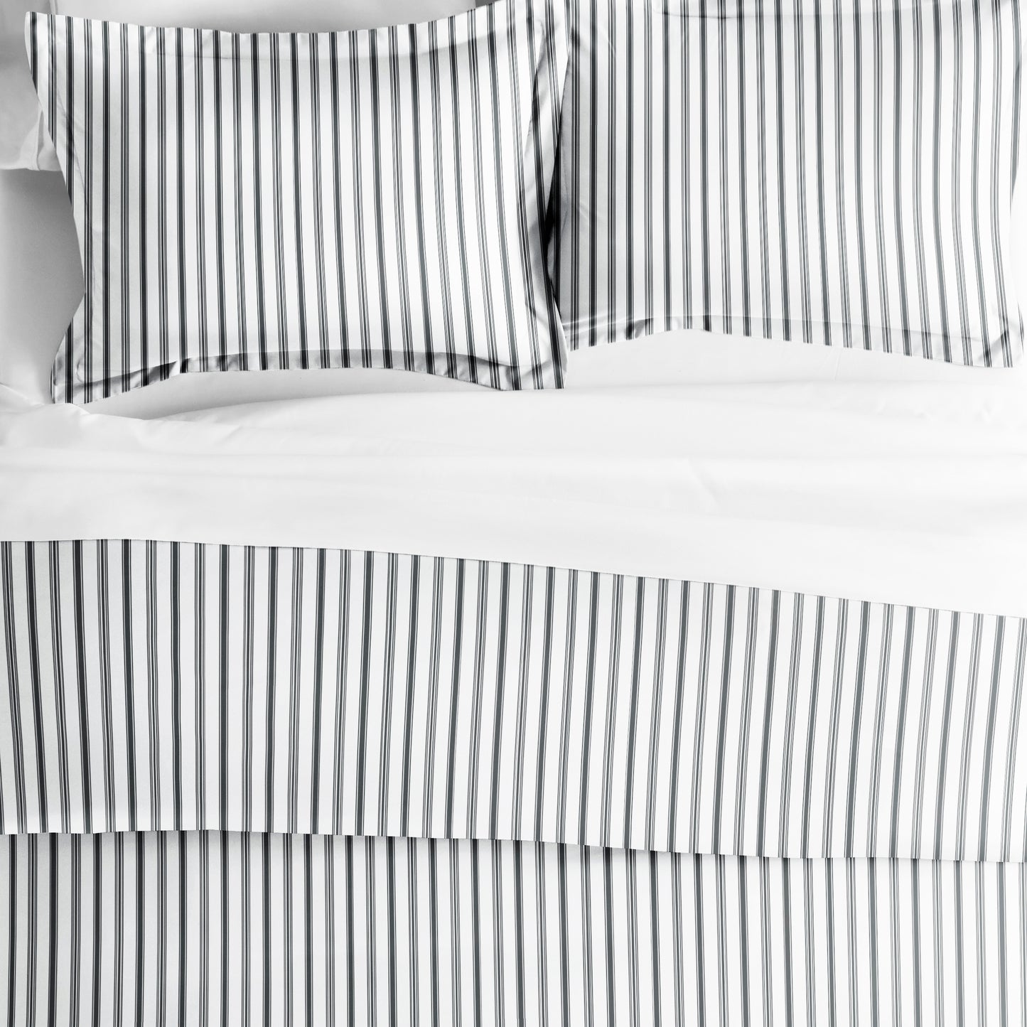 Duvet Cover Set in Striped Patterns